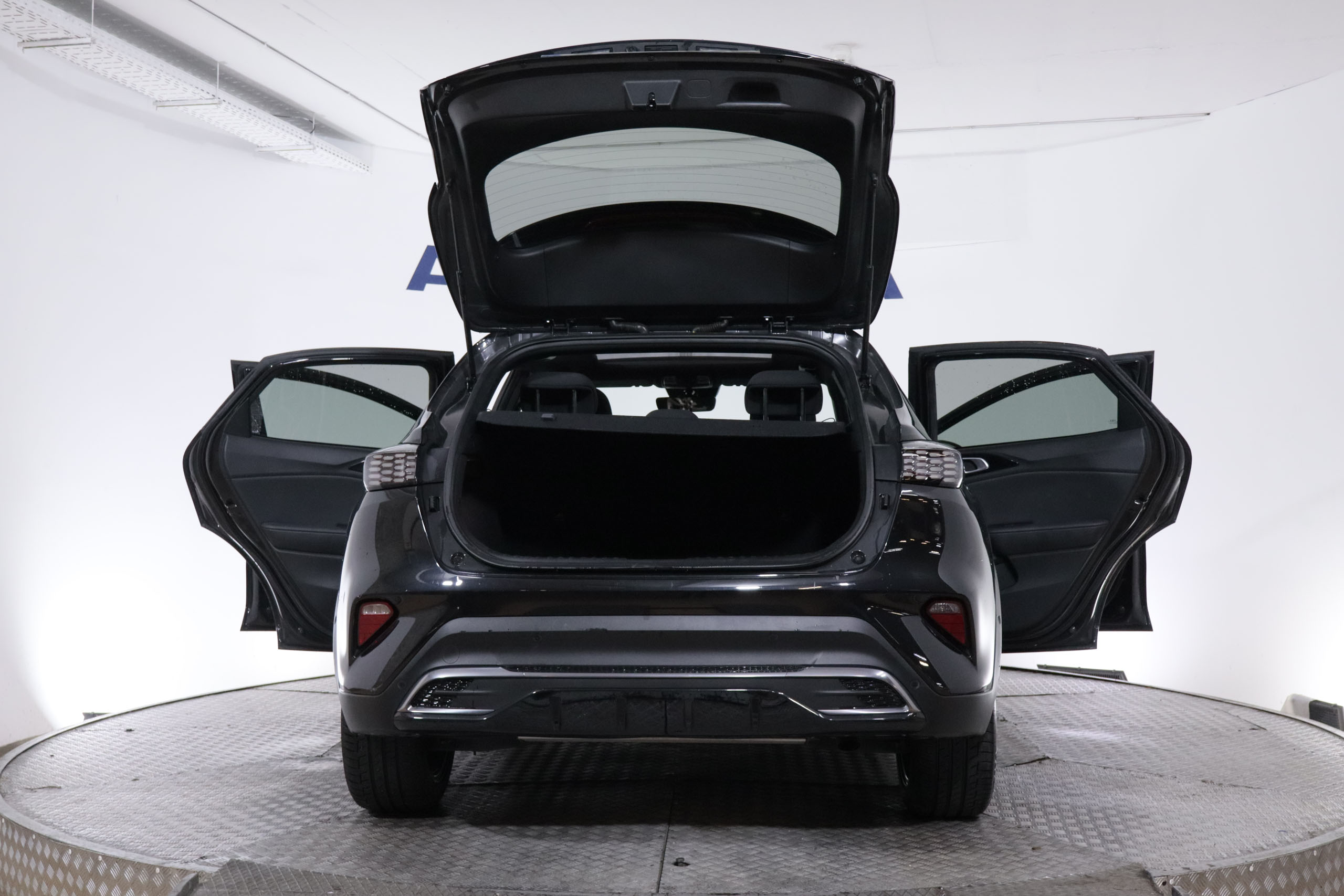 Kia XCEED 1.5 MHEV GT-LINE AUTO 160CV 5P # IVA DEDUCIBLE,TECHO ELE,NAVY,CAMARA TRASERA,AGARANTIA FAB 11/2029 foto 11