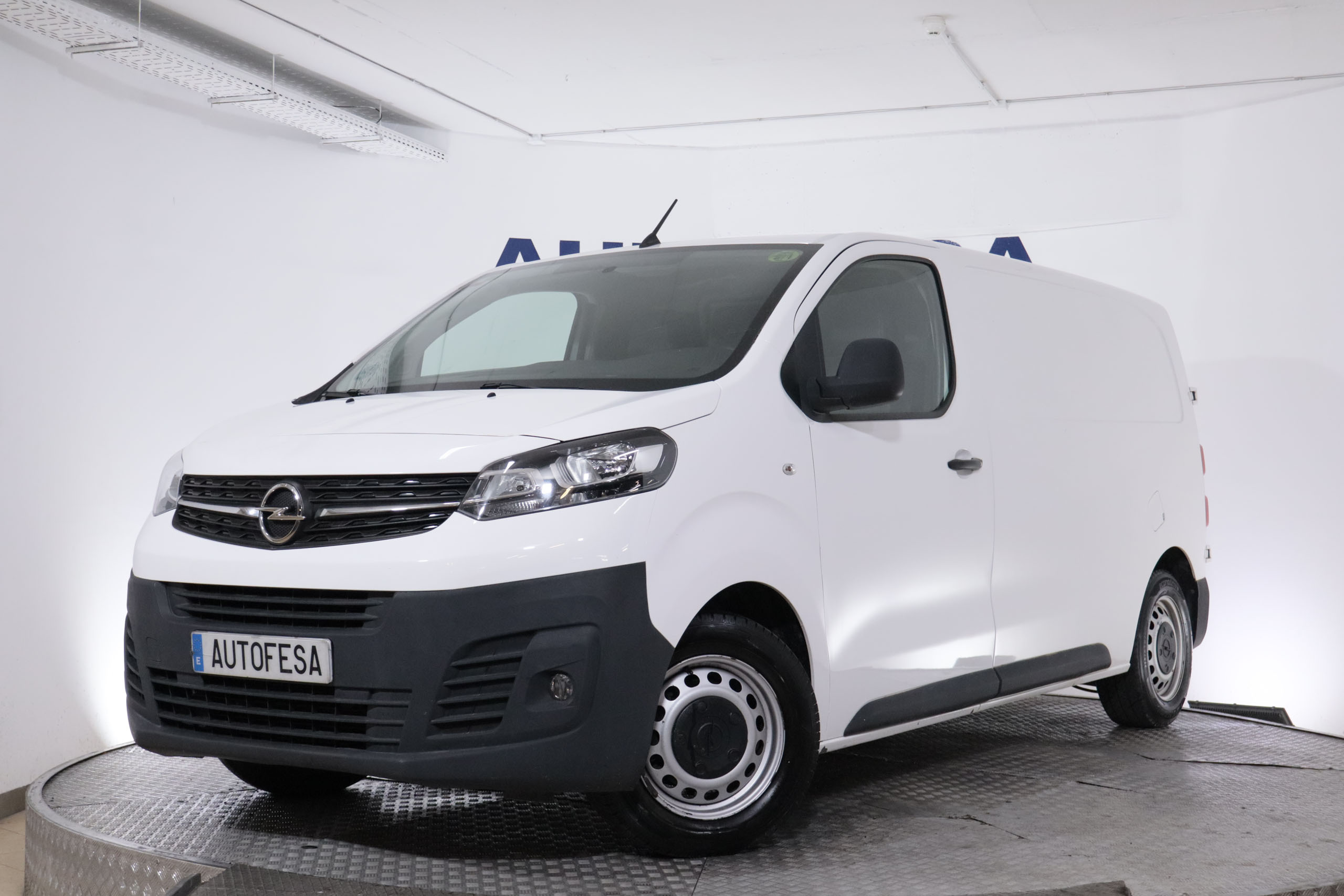 Opel Vivaro VIVARO FURGO CARGA 2.0 DIESEL L2 120CV 3P # IVA DEDUCIBLE,PARKTRONIC foto 1