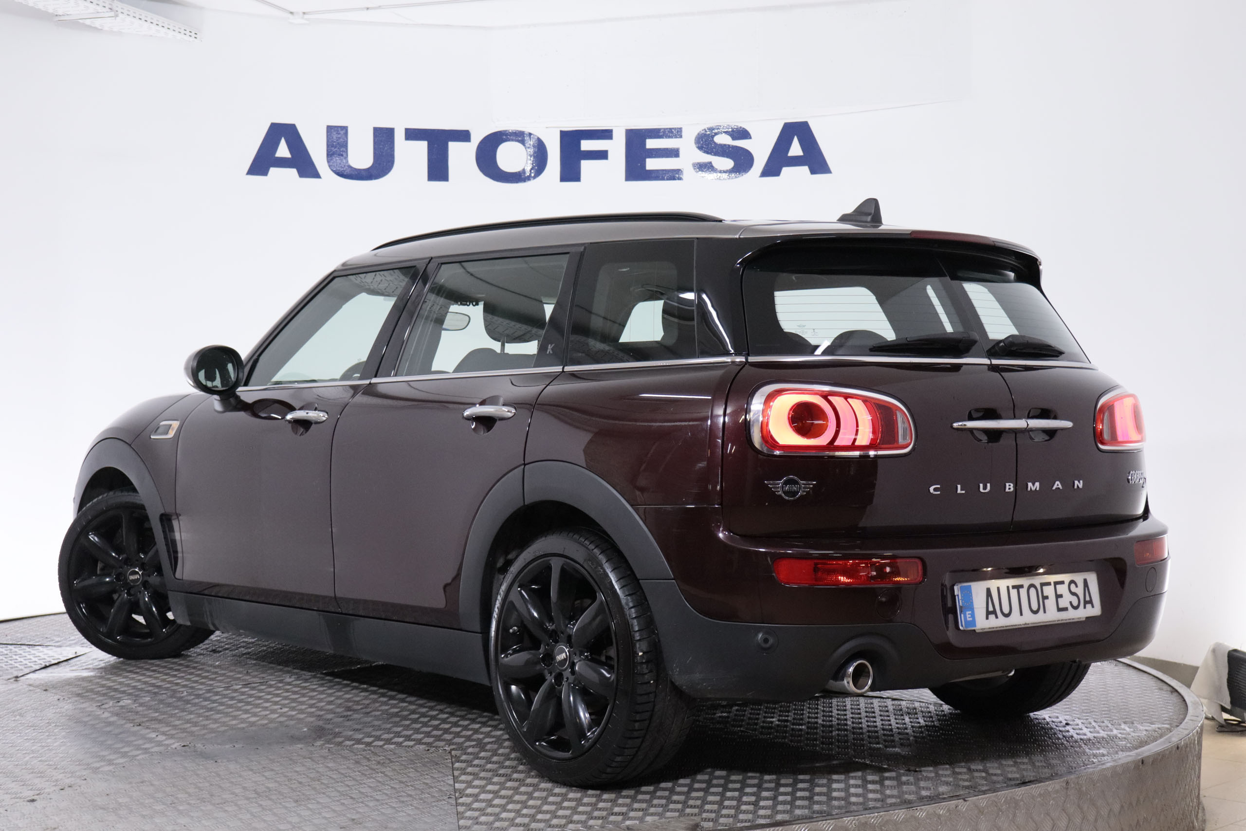 Mini Cooper D Clubman COOPER D 2.0 D 150CV 5P # IVA DEDUCIBLE,TECHO PANORAMICO ELED,NAVY,PARKTRONIC foto 11