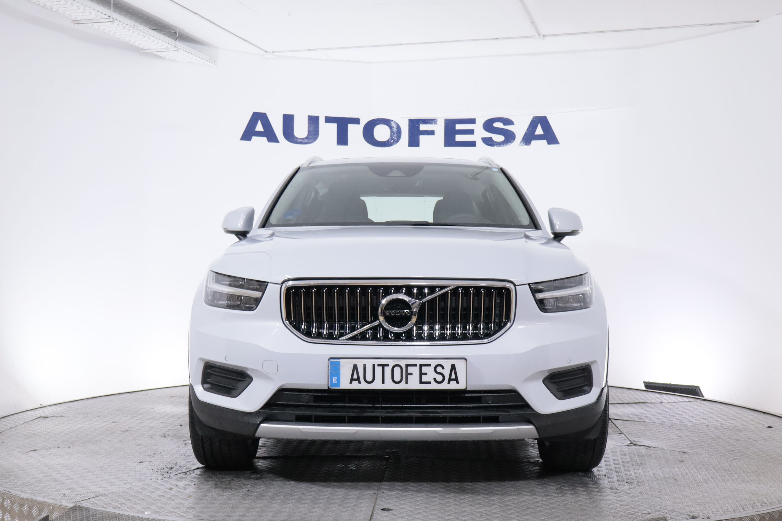 Volvo XC40 1.5 T4 RECHARGE INSCRIPTION 211CV 4X2 AUTO 5P # IVA DEDUCIBLE, foto 2