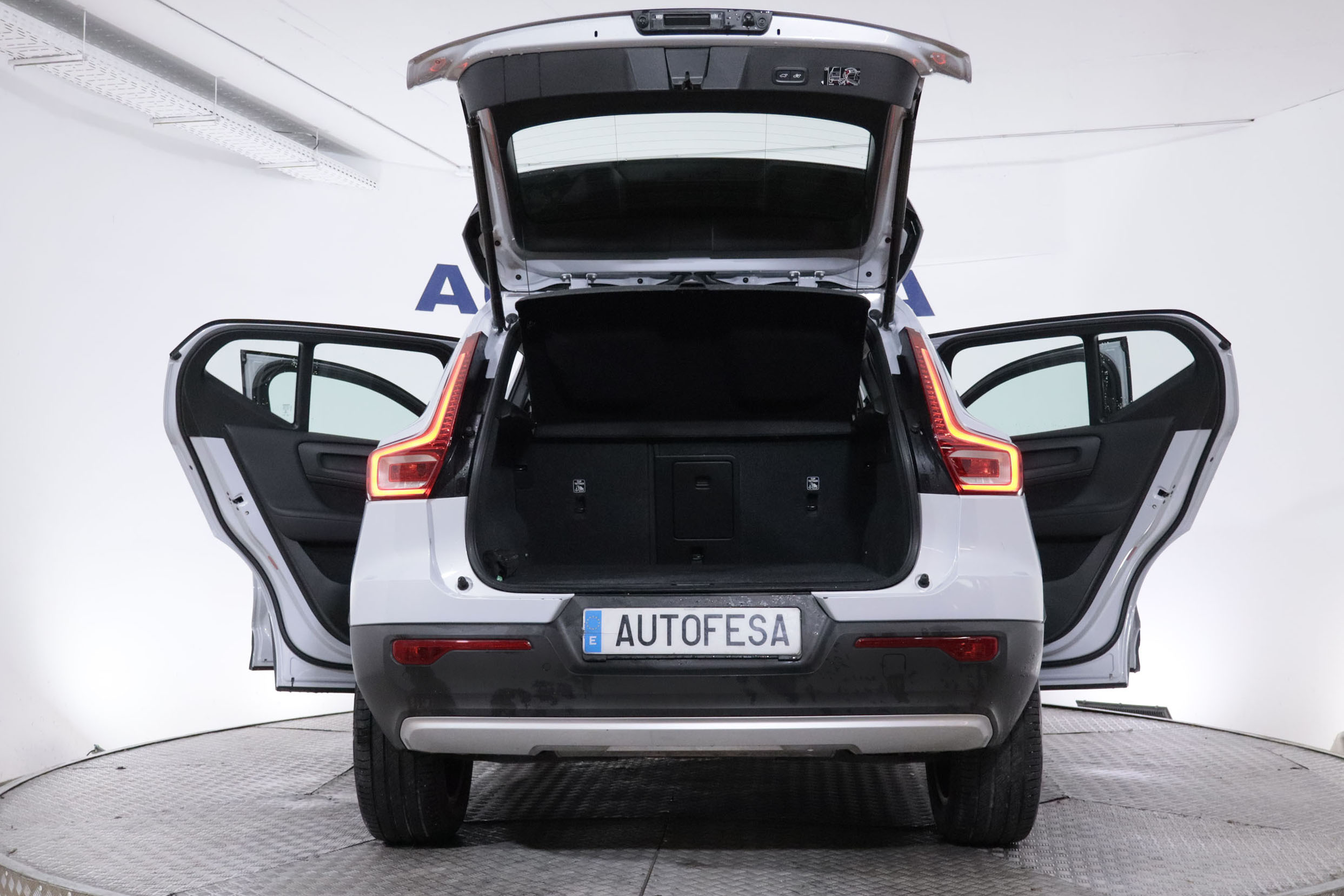 Volvo XC40 1.5 T4 RECHARGE INSCRIPTION 211CV 4X2 AUTO 5P # IVA DEDUCIBLE, foto 11