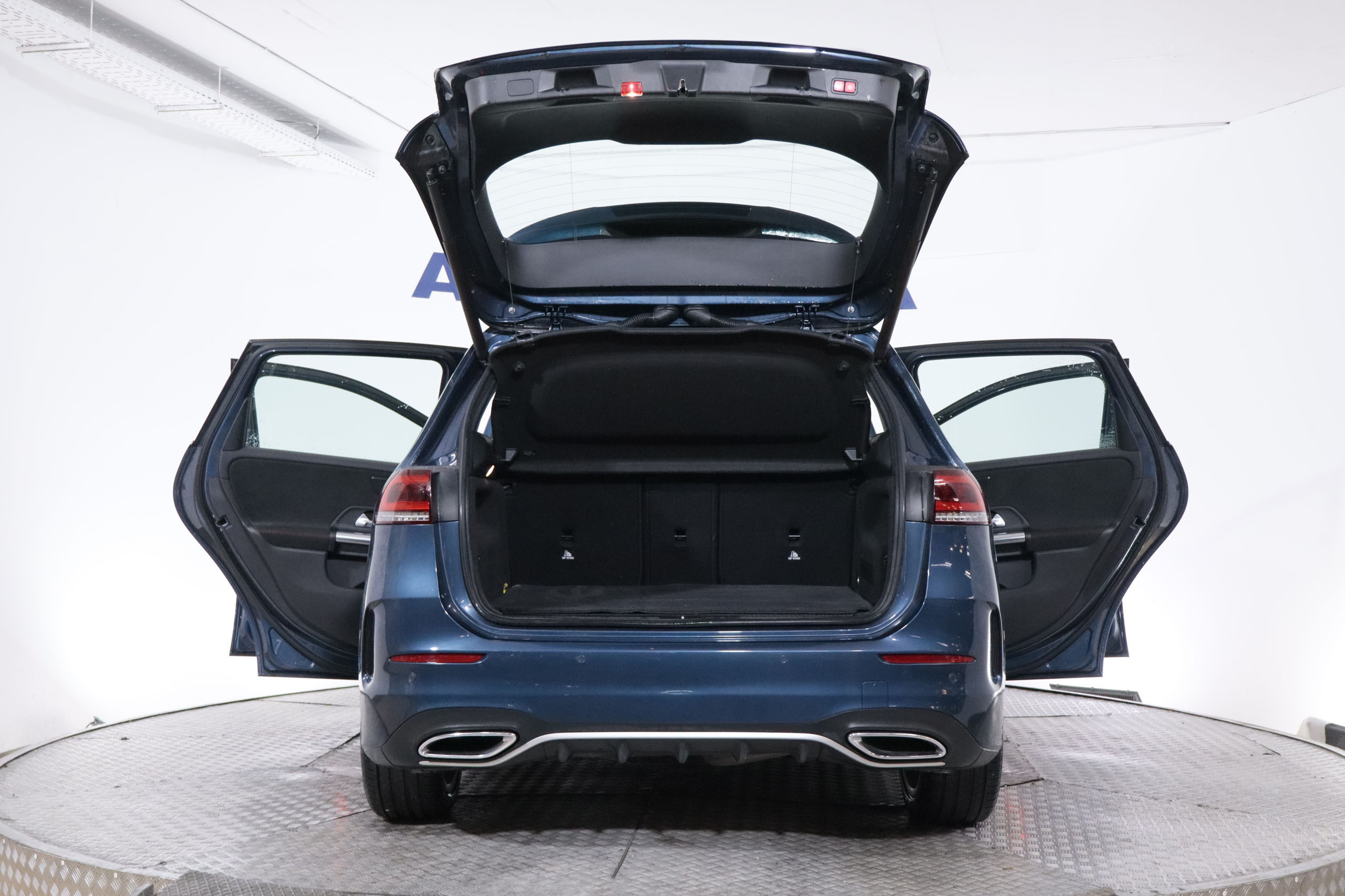 Mercedes-benz B 200 CLASE B 200 d AMG LINE AUTO 150CV 5P # NAVY,FAROS LED,CAMARA TRASERA foto 11