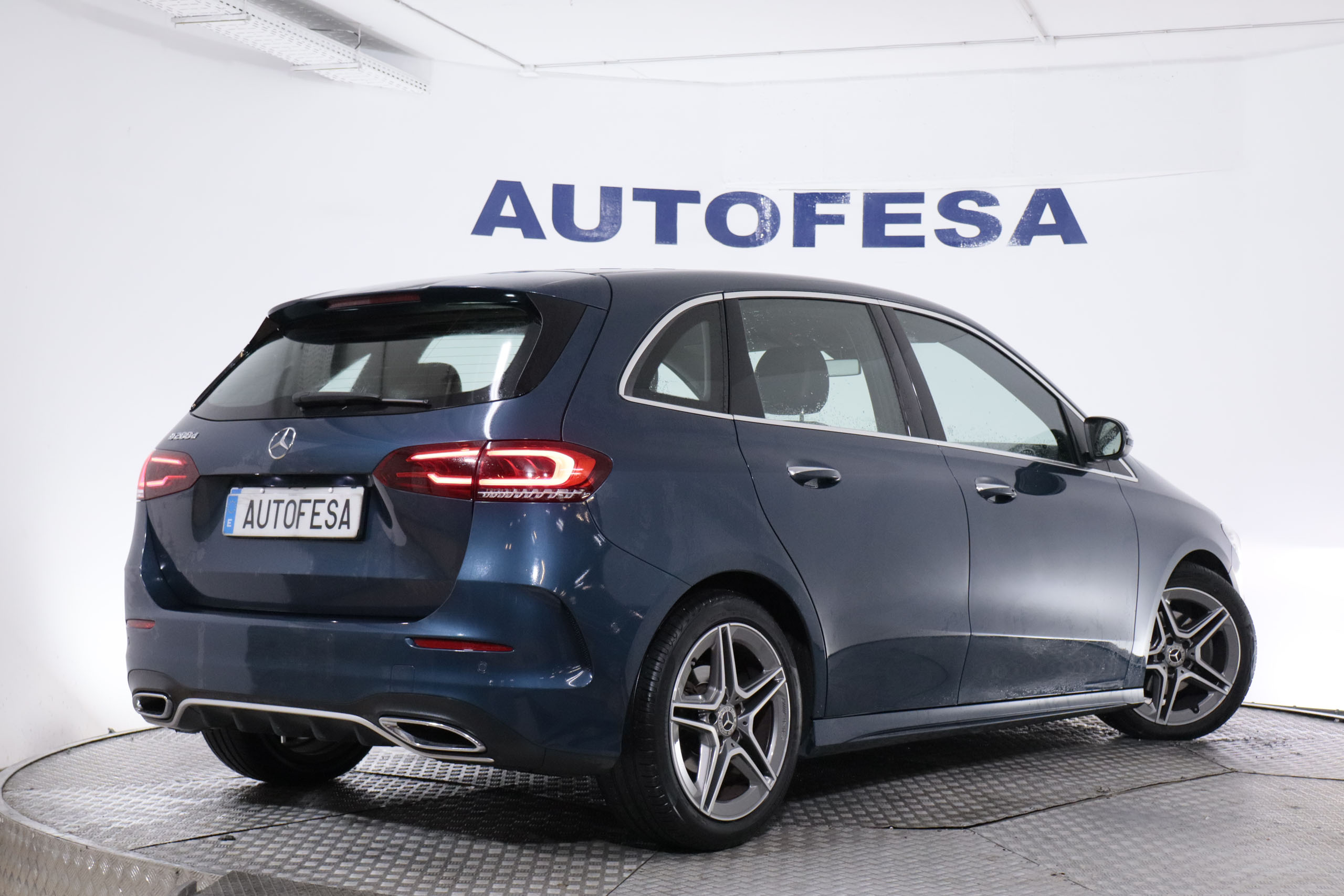Mercedes-benz B 200 CLASE B 200 d AMG LINE AUTO 150CV 5P # NAVY,FAROS LED,CAMARA TRASERA foto 6