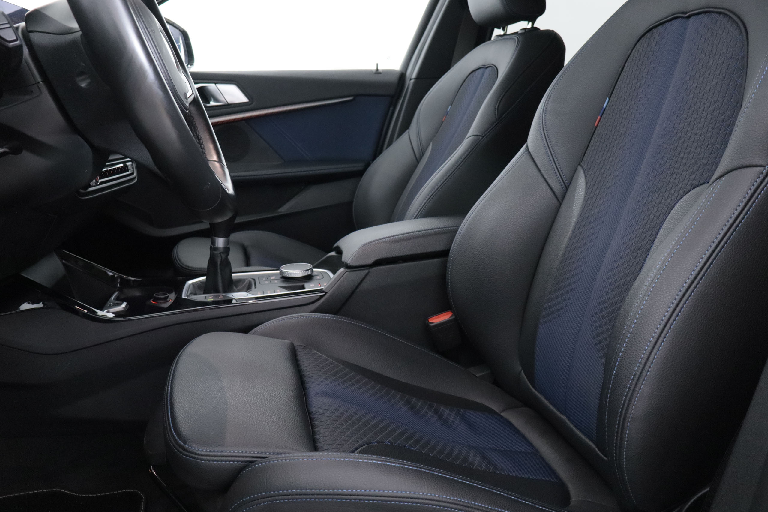 BMW 116 SERIE 1 116 D PACK M 116CV 5P # NAVY,FAROS LED,CAMARA TRASERA foto 23