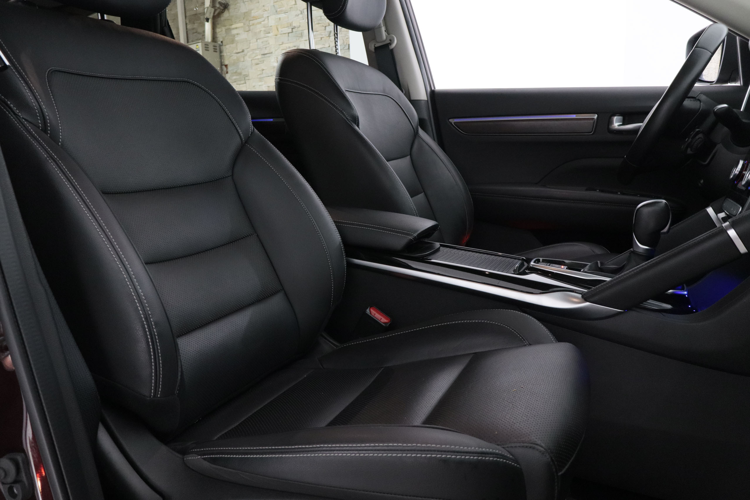 Renault Koleos TCE 160CV AUTO INTENS 4X2 5P # NAVY,CUERO,FAROS LED,PARKTRONIC foto 25