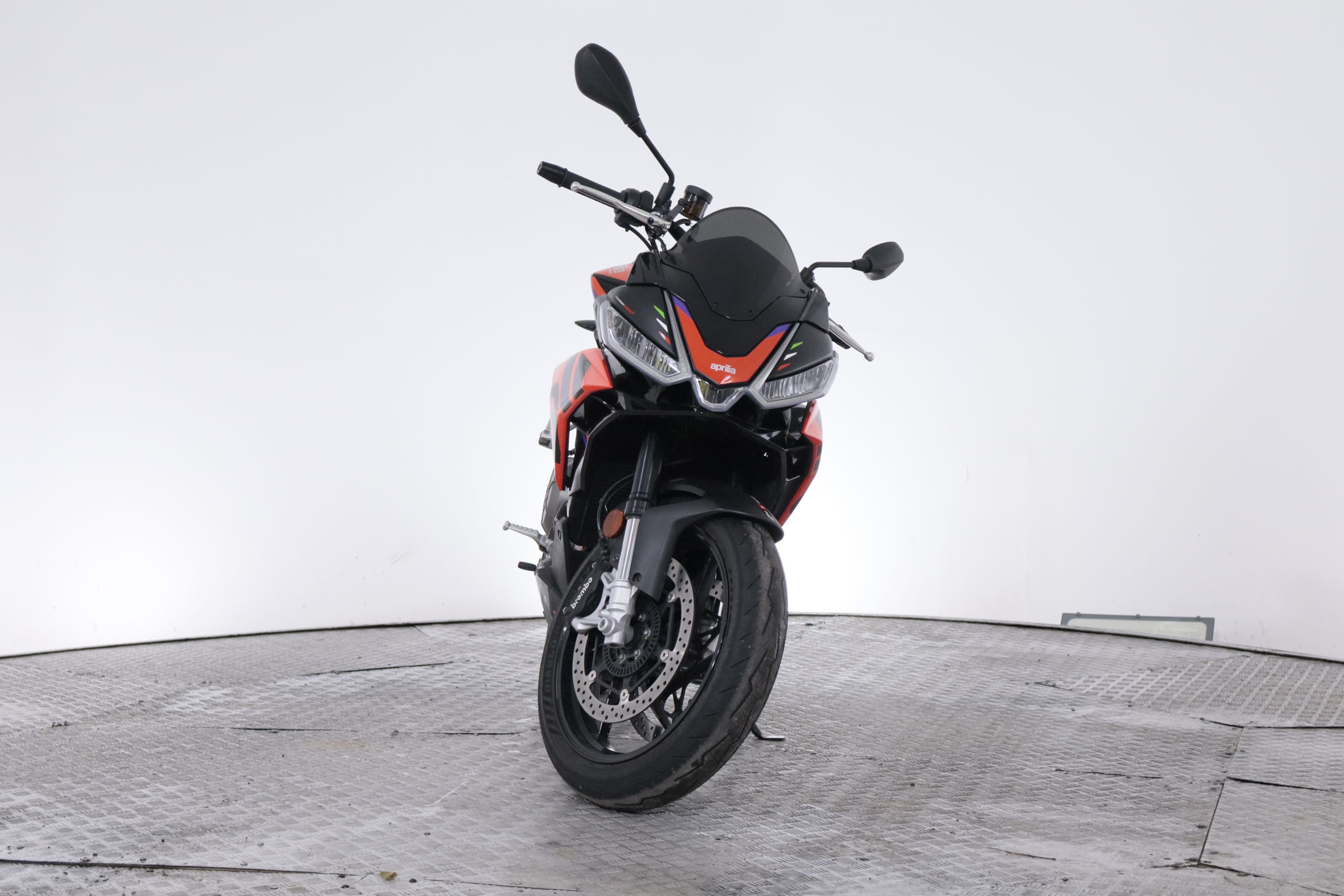 Aprilia Tuono TUONO FACTORY 660 ABS 100CV # GARANTIA FABRICA HASTA 12/2027 foto 3