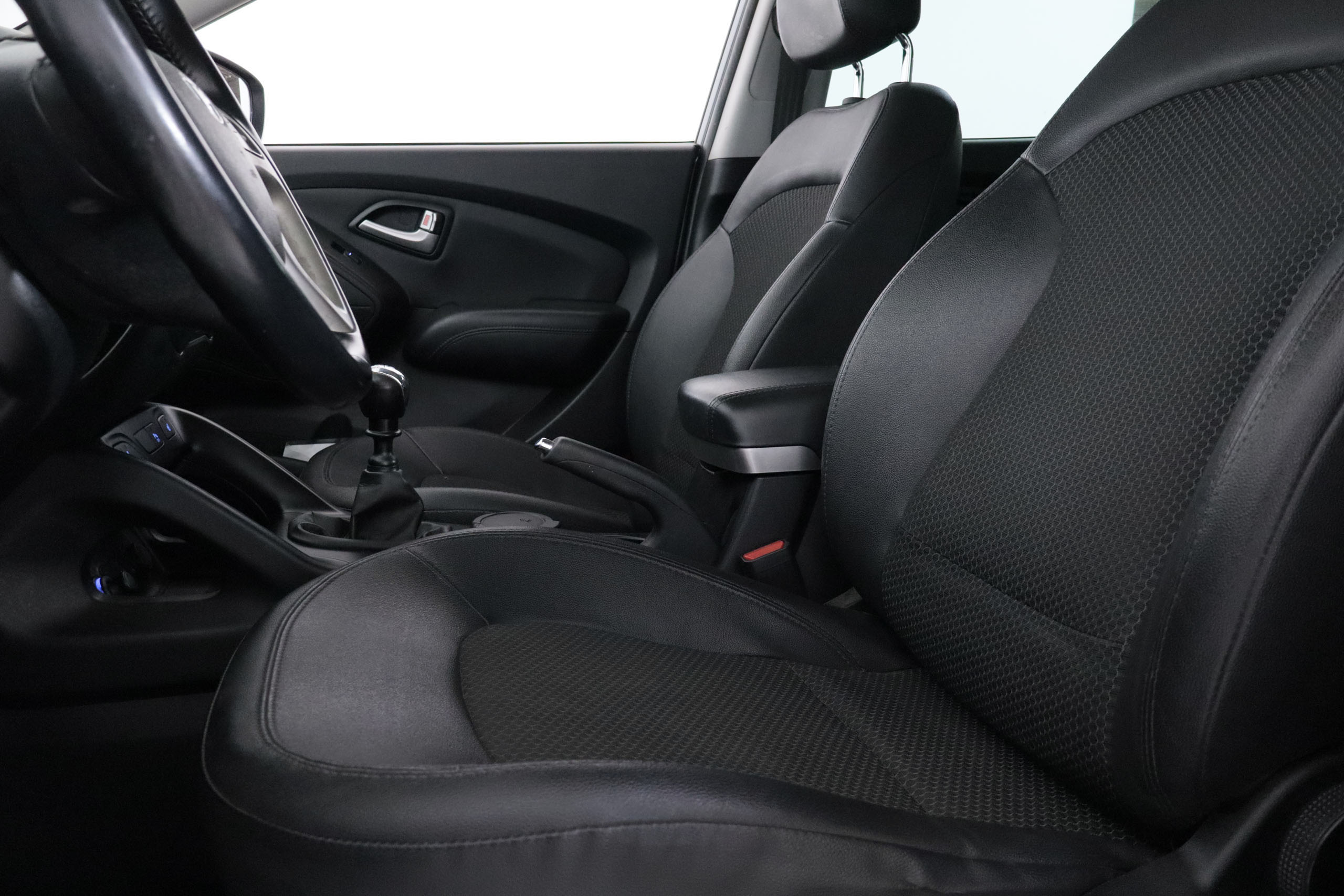 Hyundai Ix35 1.7 CRDI 115CV TECNO 4X2 5P # PARKTRONIC,CAMARA TRASERA foto 23