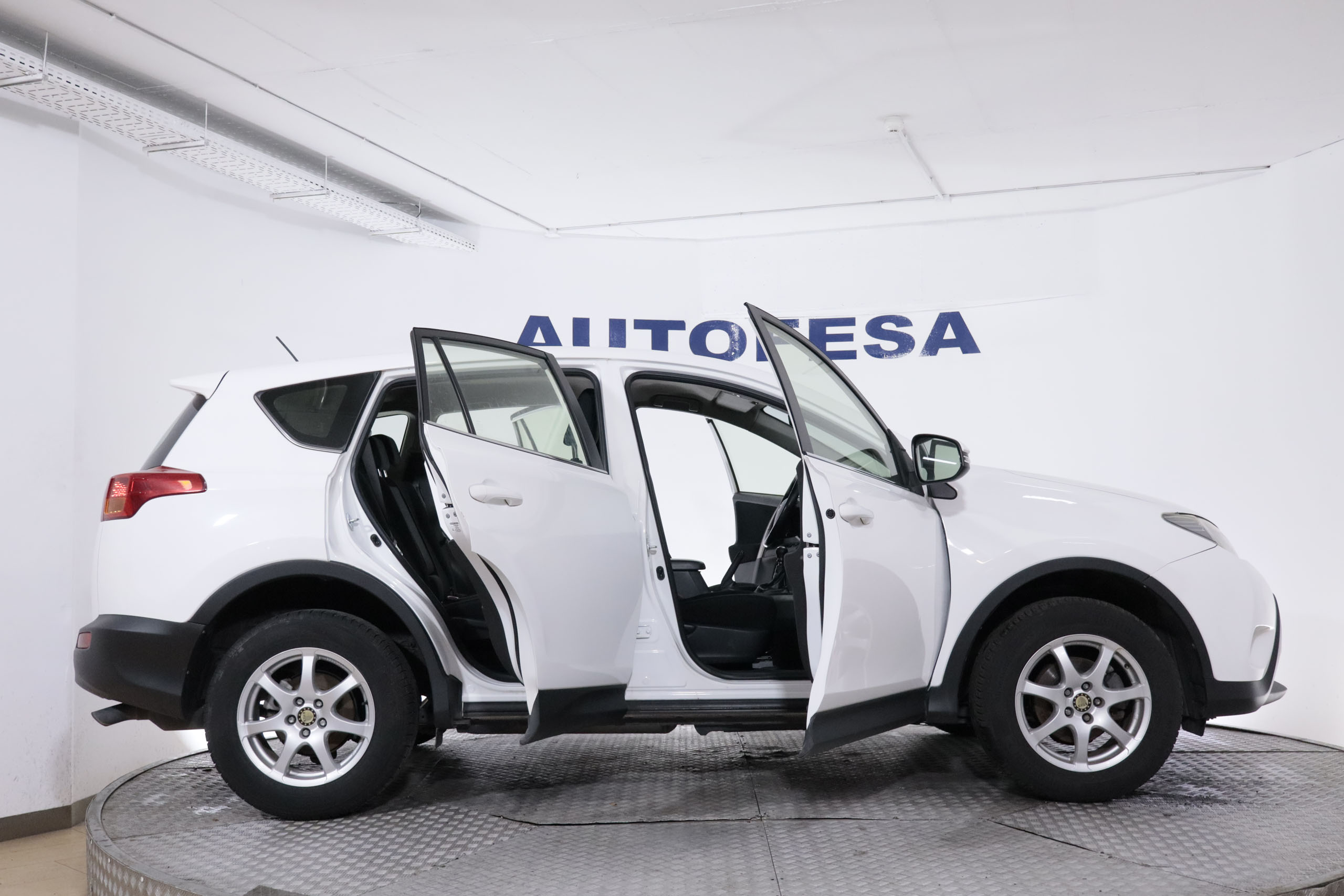 Toyota RAV4 2.0 D4D 124CV ACTIVE 4X2 5P 2.0 D4D 124CV ACTIVE 4X2 5P - Foto 13