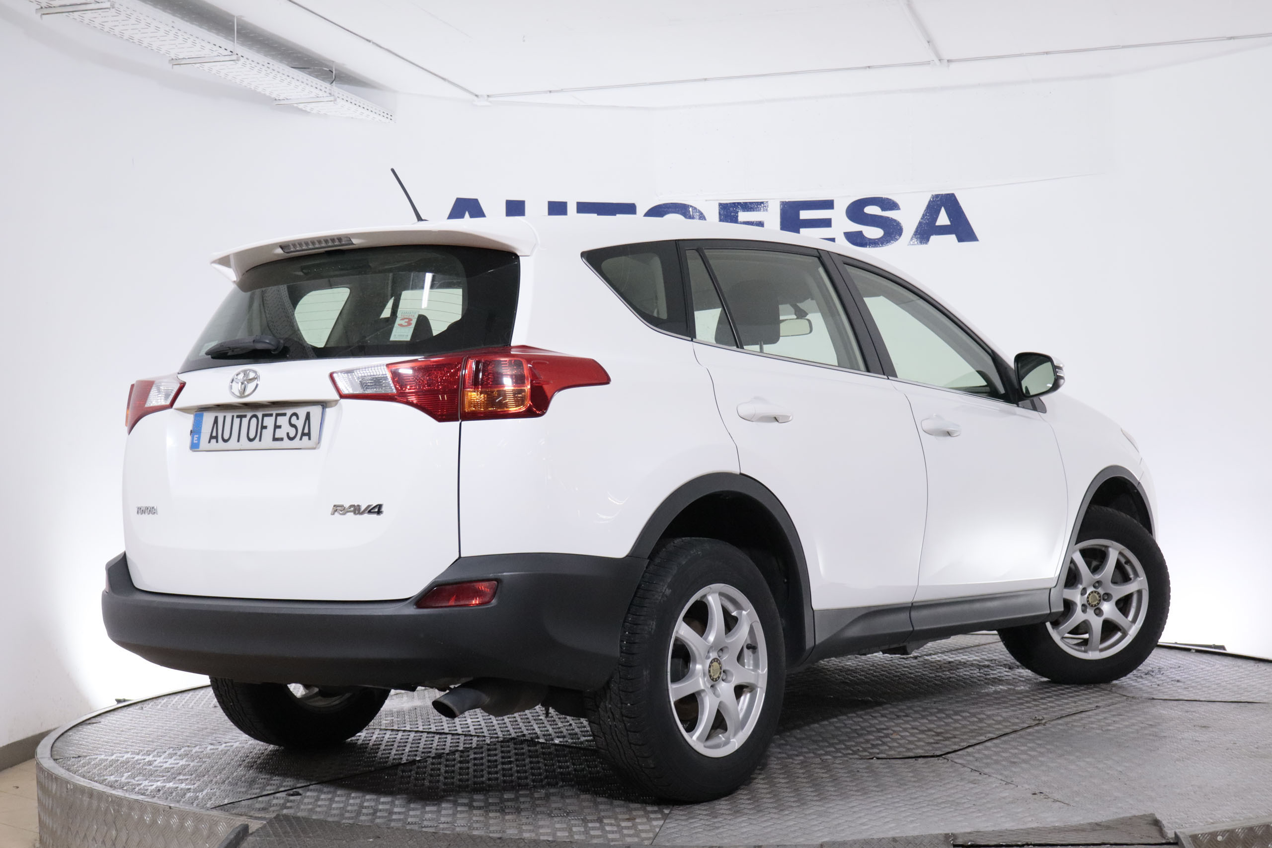 Toyota RAV4 2.0 D4D 124CV ACTIVE 4X2 5P 2.0 D4D 124CV ACTIVE 4X2 5P - Foto 6