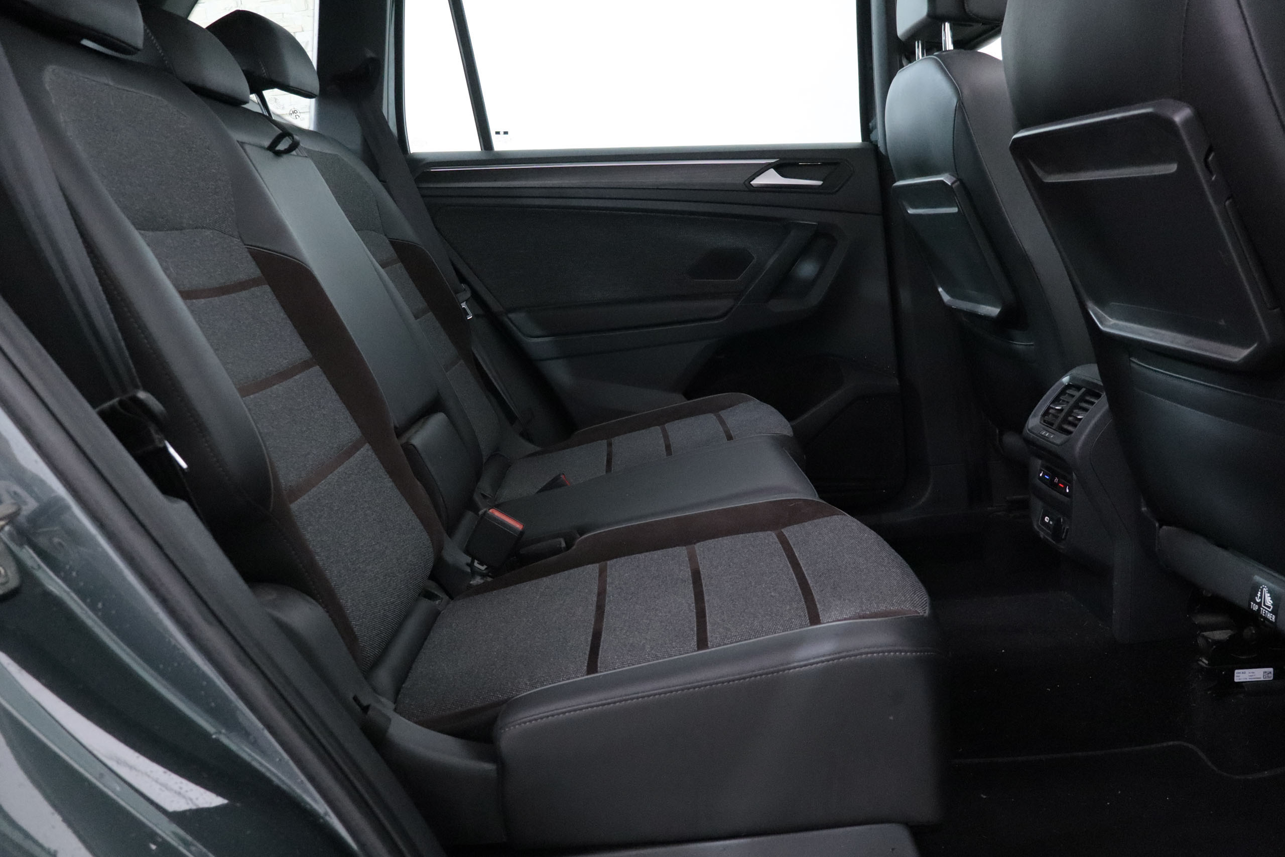 Seat Tarraco 2.0 TDI 4DRIVE DSG XCELLENCE 5P #TECHO PANORAMICO ELE,NAVY,CAMARA 360 foto 35