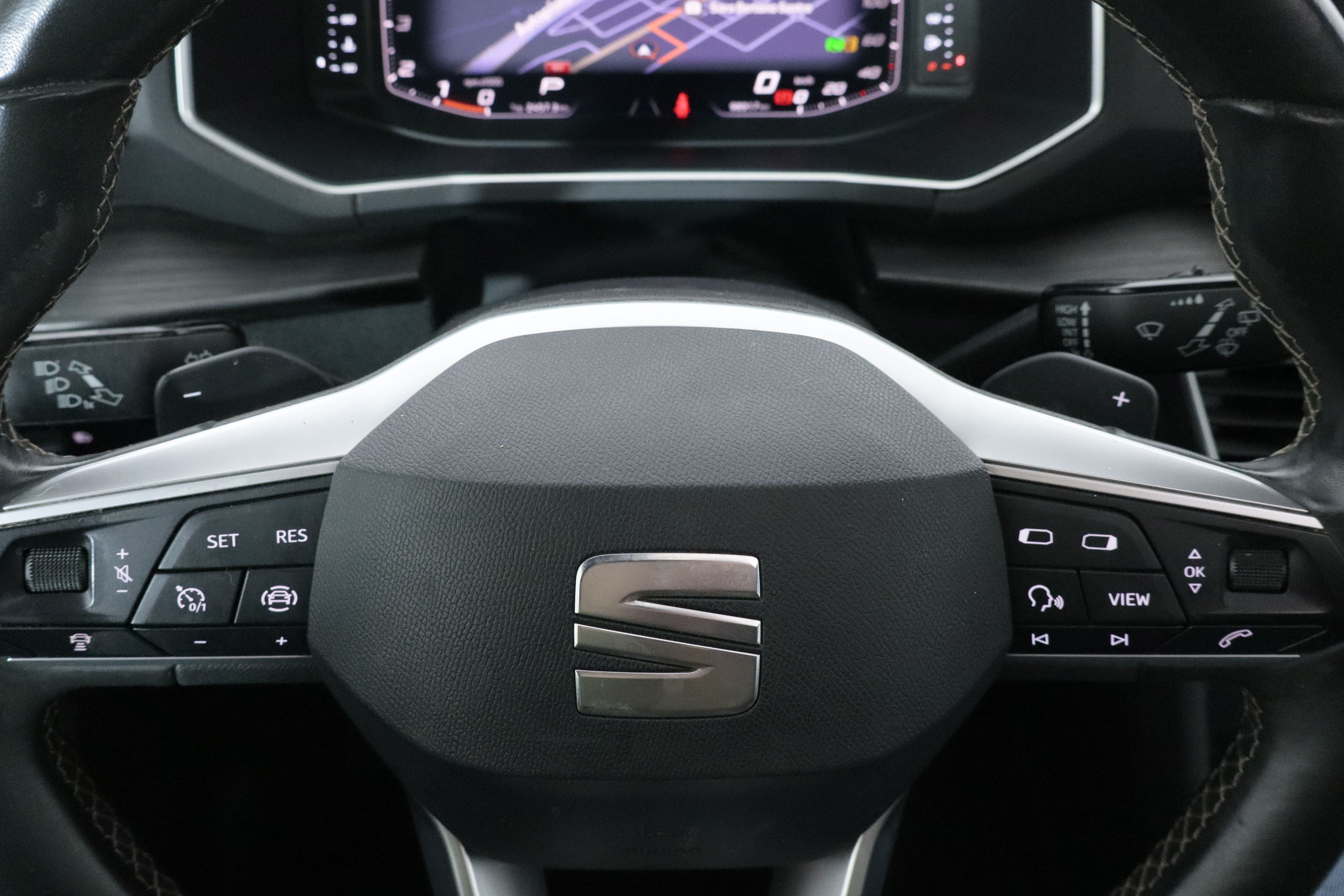 Seat Tarraco 2.0 TDI 4DRIVE DSG XCELLENCE 5P #TECHO PANORAMICO ELE,NAVY,CAMARA 360 foto 18