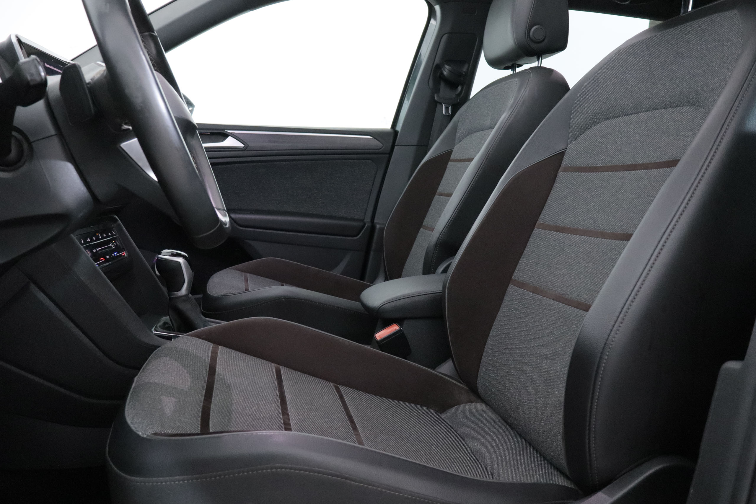 Seat Tarraco 2.0 TDI 4DRIVE DSG XCELLENCE 5P #TECHO PANORAMICO ELE,NAVY,CAMARA 360 foto 32