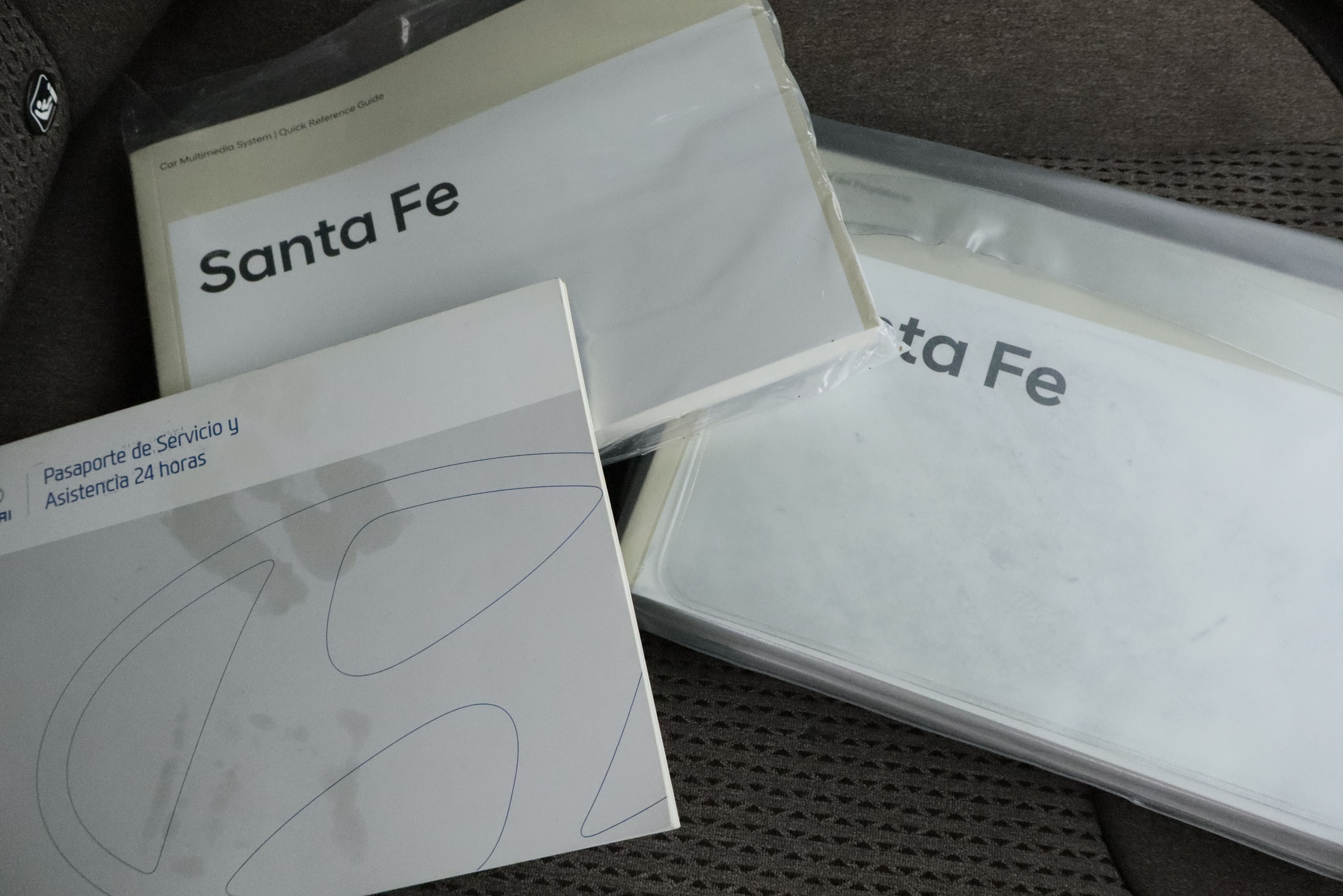 Hyundai Santa Fe 2.2 CRDI 4X2 200CV 7 PLAZAS 5P # IVA DEDUCIBLE,PARKTRONIC,CAMARA TRASERA foto 24