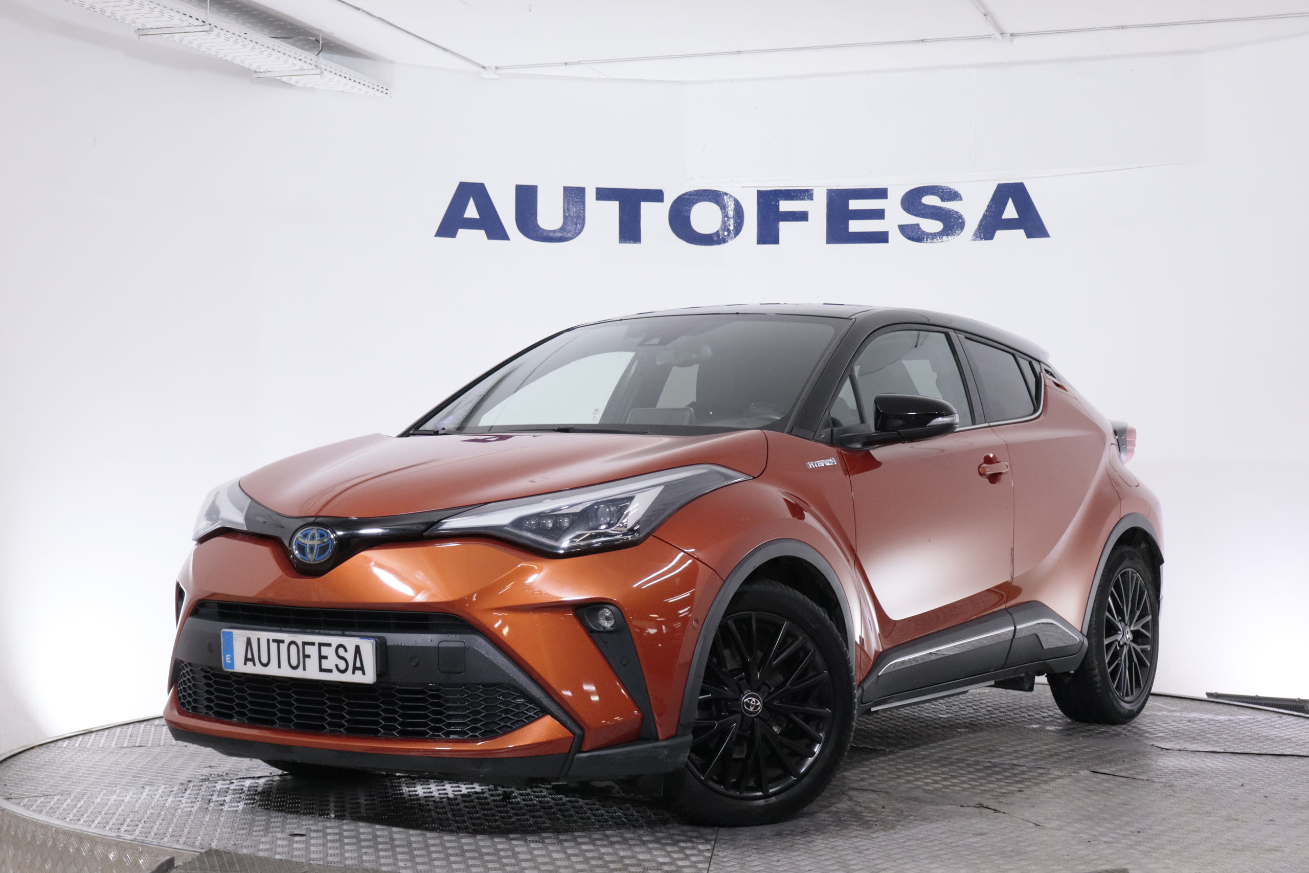Toyota C-hr 2.0 HYBRID AUTO KAJI EDITION 180CV 5P # NAVY,CUERO,FAROS LED,CAMARA TRASERA foto 1