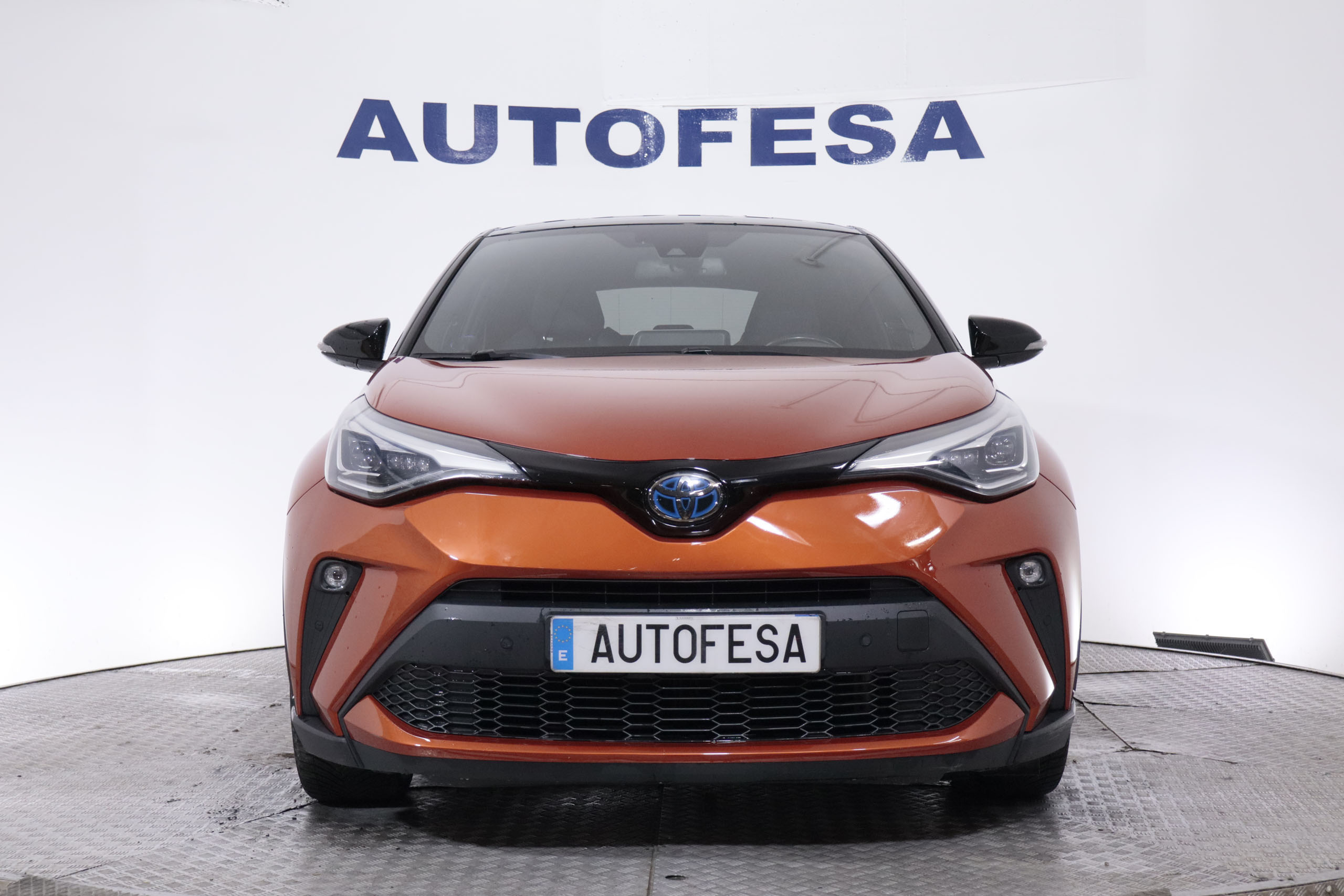 Toyota C-hr 2.0 HYBRID AUTO KAJI EDITION 180CV 5P # NAVY,CUERO,FAROS LED,CAMARA TRASERA foto 2