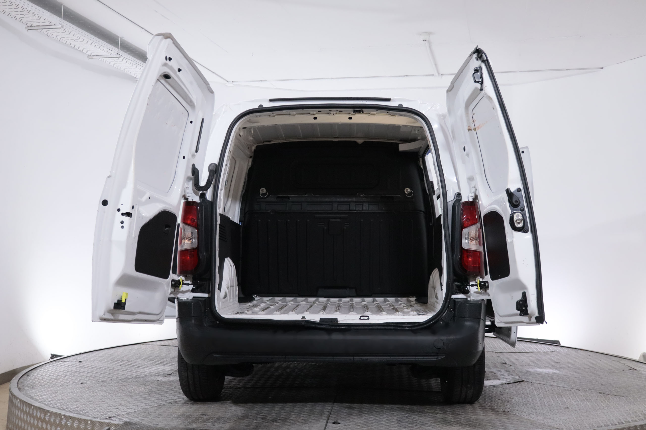 Opel Combo CARGO EXPRESS 1.5 TD 100CV 3P # IVA DEDUCIBLE, foto 10