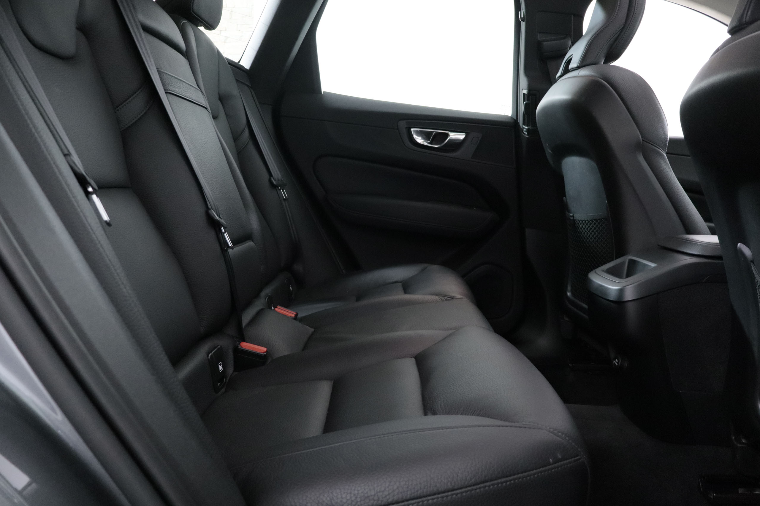 Volvo Xc 60 2.0 D4 INSCRIPTION 190CV AUTO 2WD 5P # TECHO PANORAMICO ELE,NAVY,CUERO,PARKTRONIC foto 30