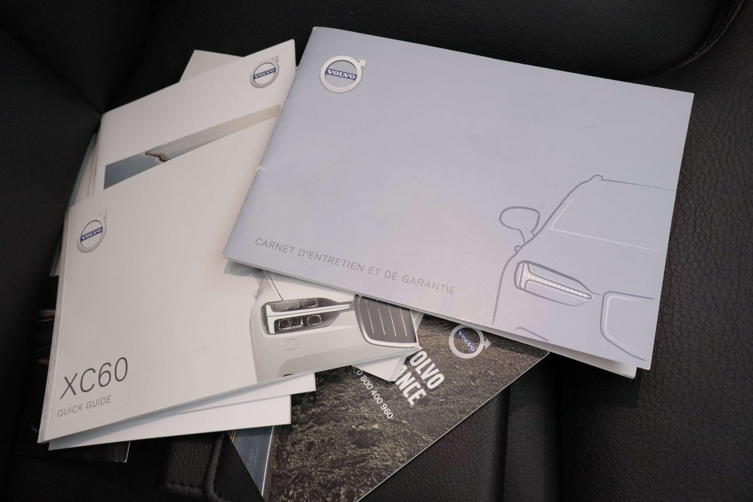 Volvo Xc 60 2.0 D4 INSCRIPTION 190CV AUTO 2WD 5P # TECHO PANORAMICO ELE,NAVY,CUERO,PARKTRONIC foto 31