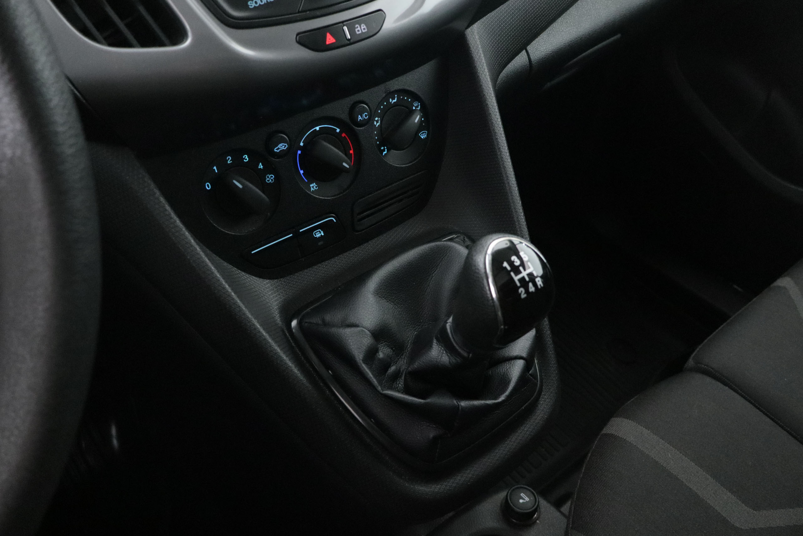 Ford Transit Connect L2 1.5 TDCI TREND 100CV 4P # NAVY,CAMARA TRASERA,LIBRO REVISION foto 20