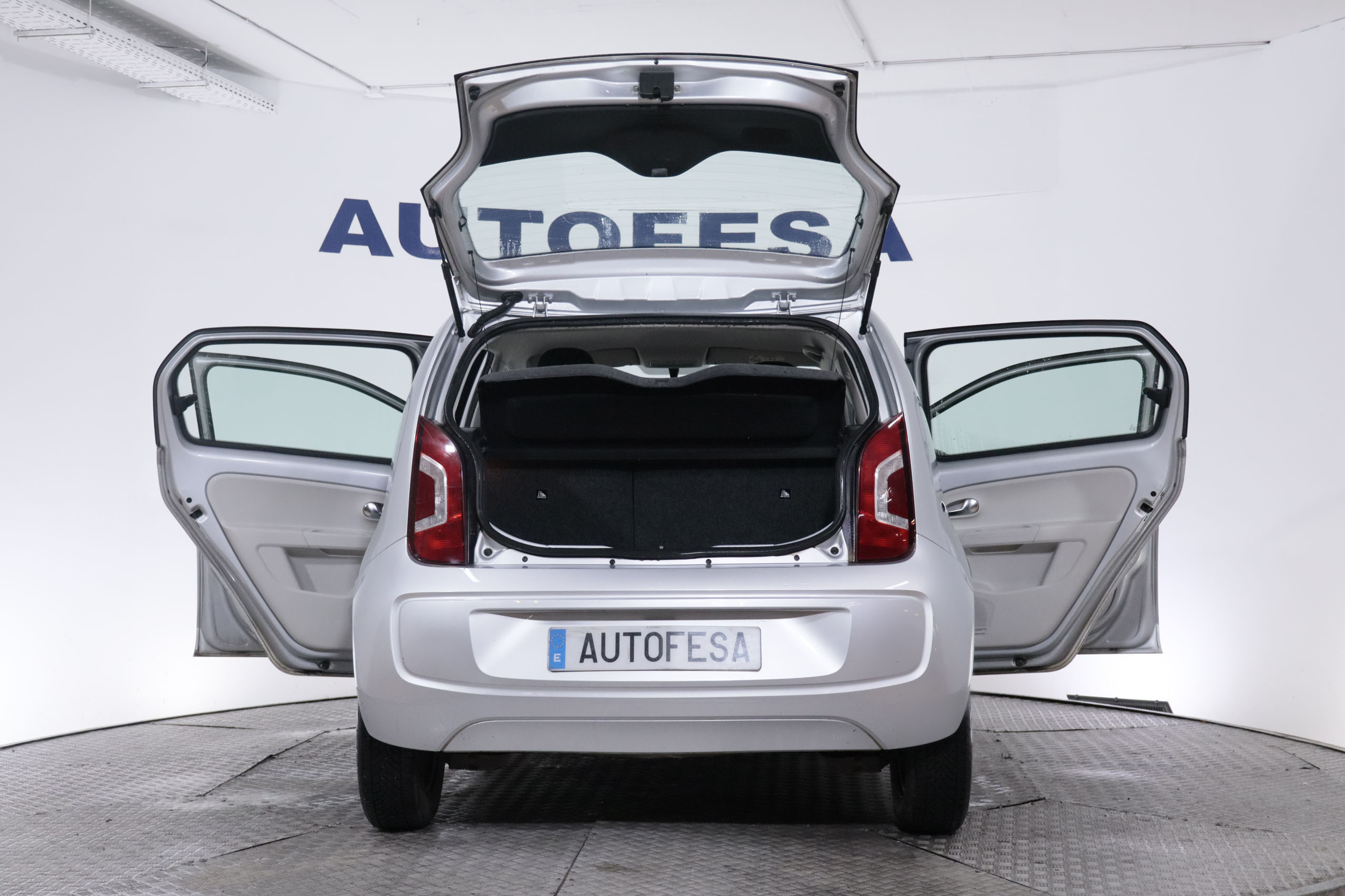 Volkswagen Up! 1.0 MOVE 75CV  5P foto 3