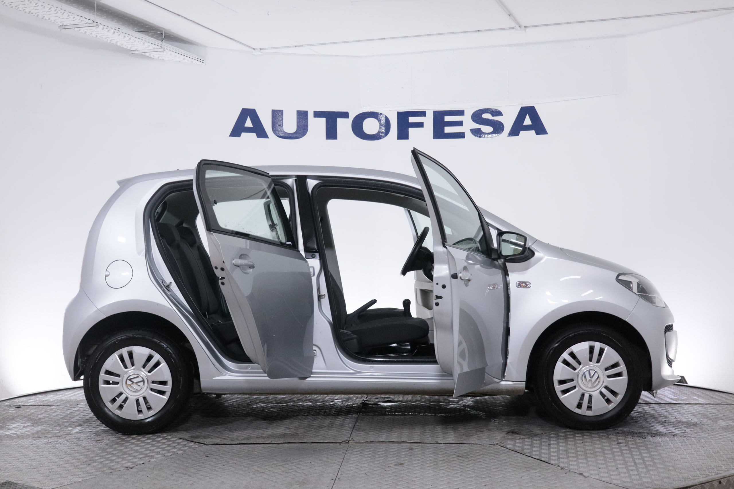 Volkswagen Up! 1.0 MOVE 75CV  5P foto 5