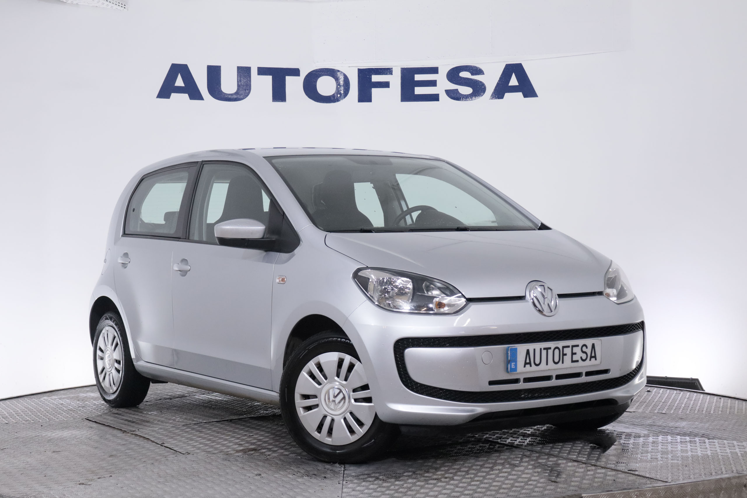 Volkswagen Up! 1.0 MOVE 75CV  5P foto 13