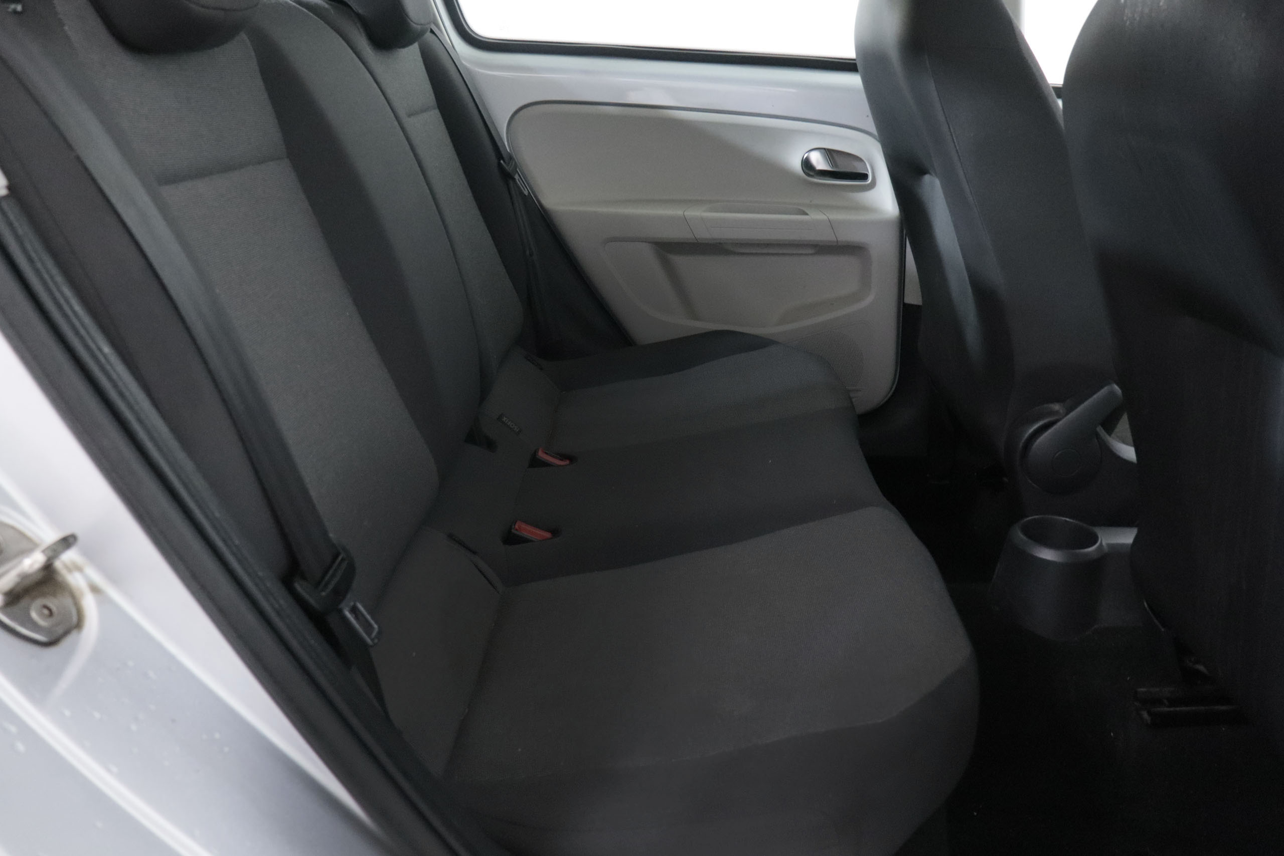 Volkswagen Up! 1.0 MOVE 75CV  5P foto 15