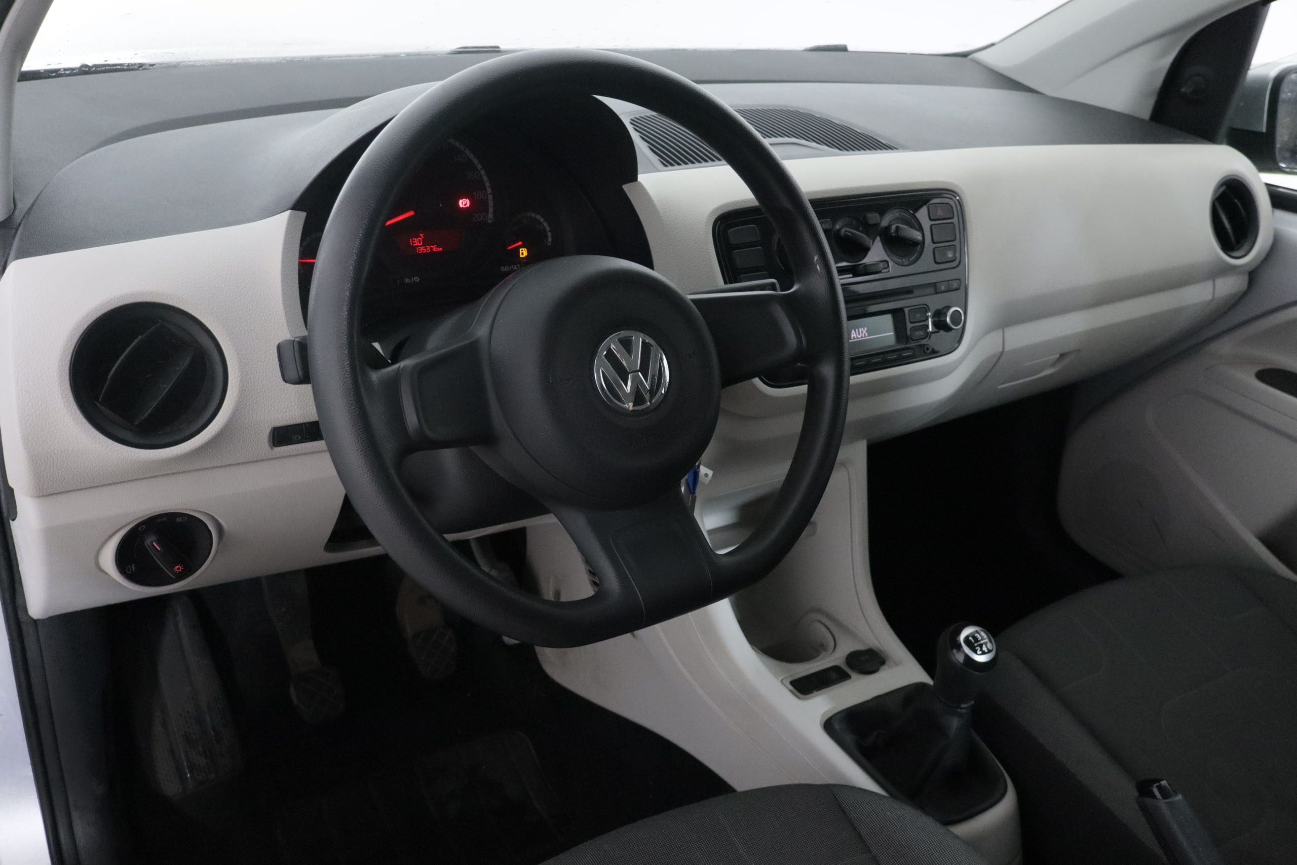 Volkswagen Up! 1.0 MOVE 75CV  5P foto 18