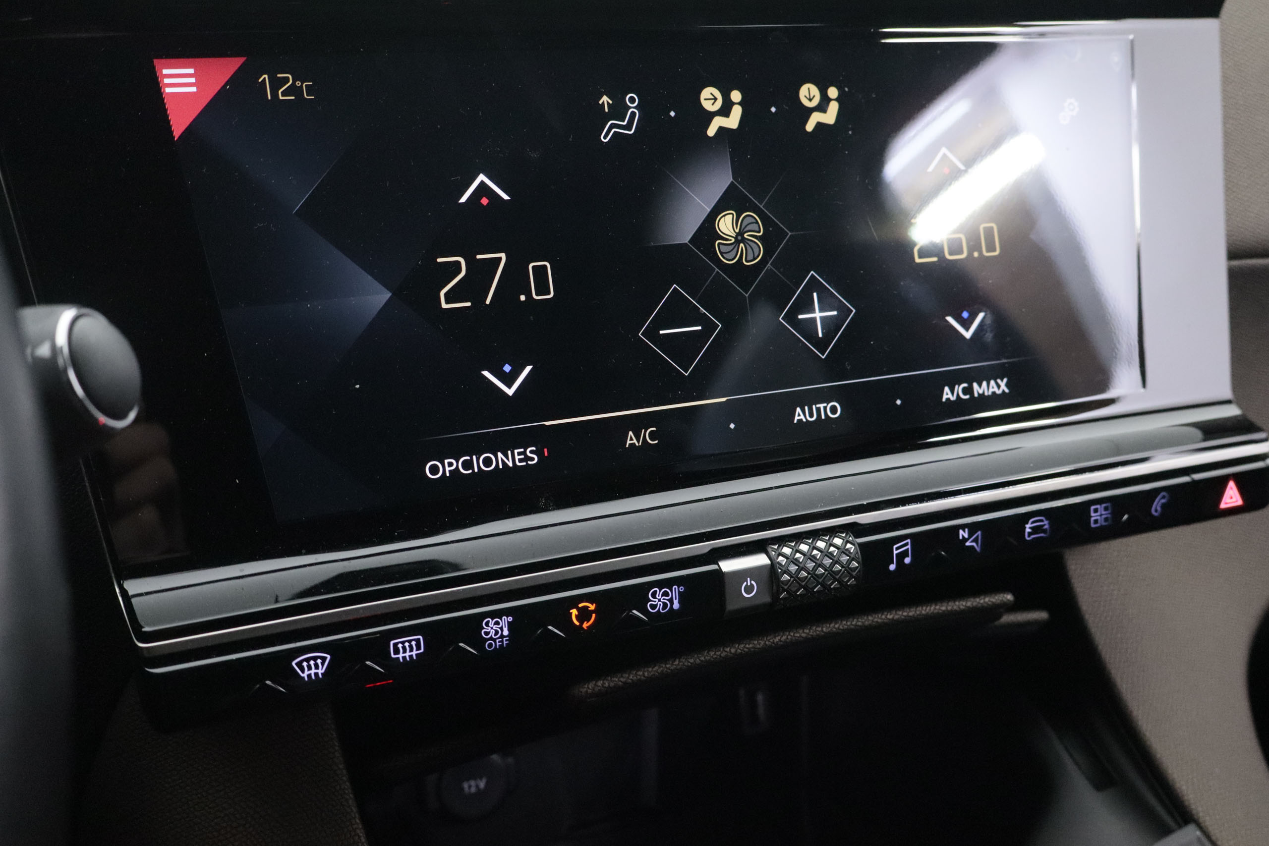 DS DS 7 Crossback 1.6i AUTO 180CV SO CHIC 4x2 5P # NAVY, LUCES LED, PARKTRONIC foto 22