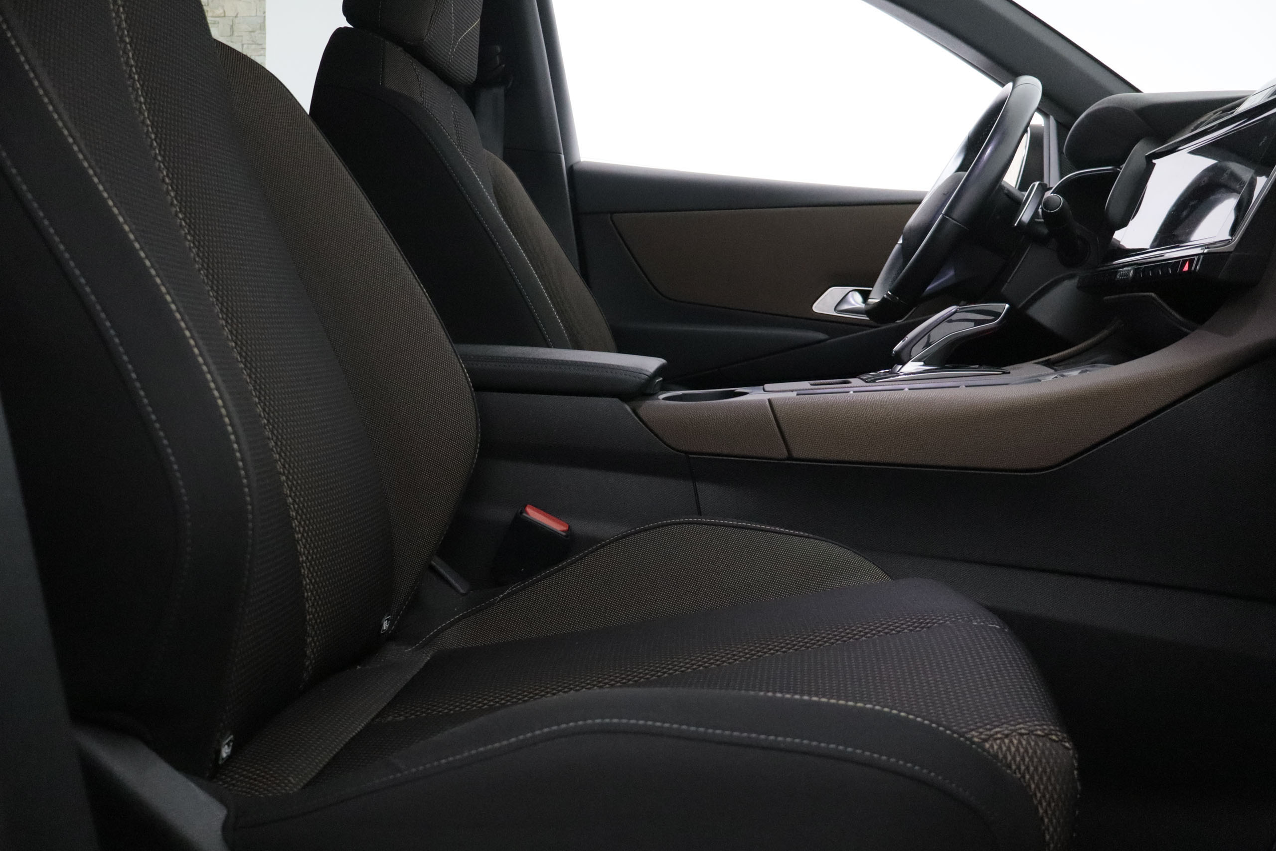 DS DS 7 Crossback 1.6i AUTO 180CV SO CHIC 4x2 5P # NAVY, LUCES LED, PARKTRONIC foto 26