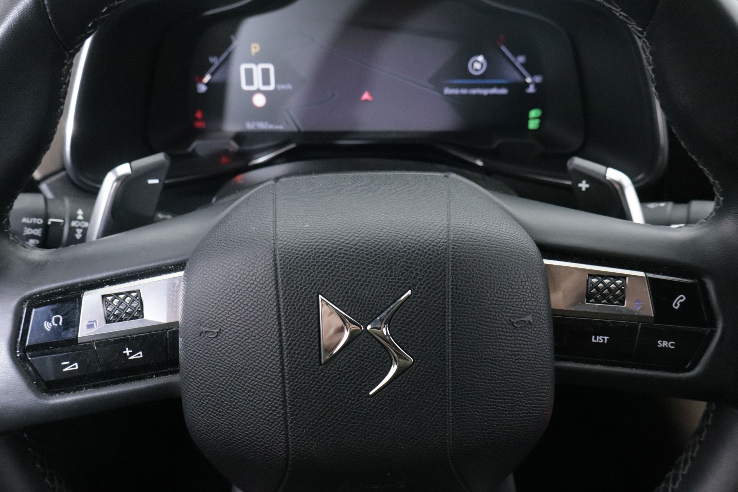 DS DS 7 Crossback 1.6i AUTO 180CV SO CHIC 4x2 5P # NAVY, LUCES LED, PARKTRONIC foto 17