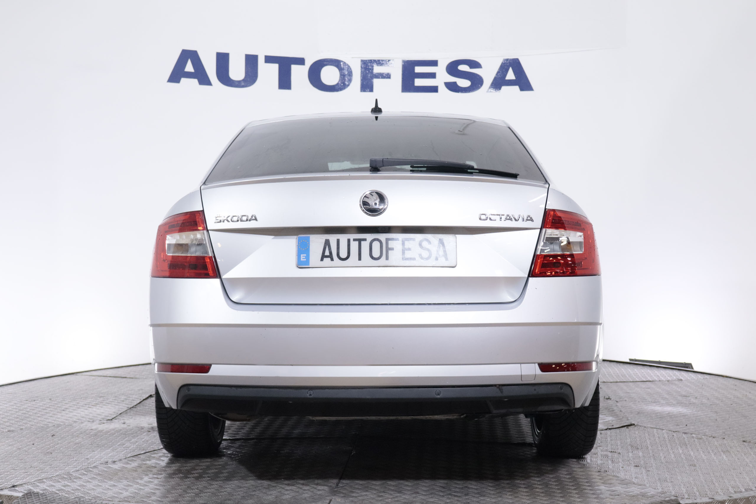 Skoda Octavia 1.5 TSI 150CV EDITION DSG AUTO 5P # PARKTRONIC,CAMARA TRASERA foto 7