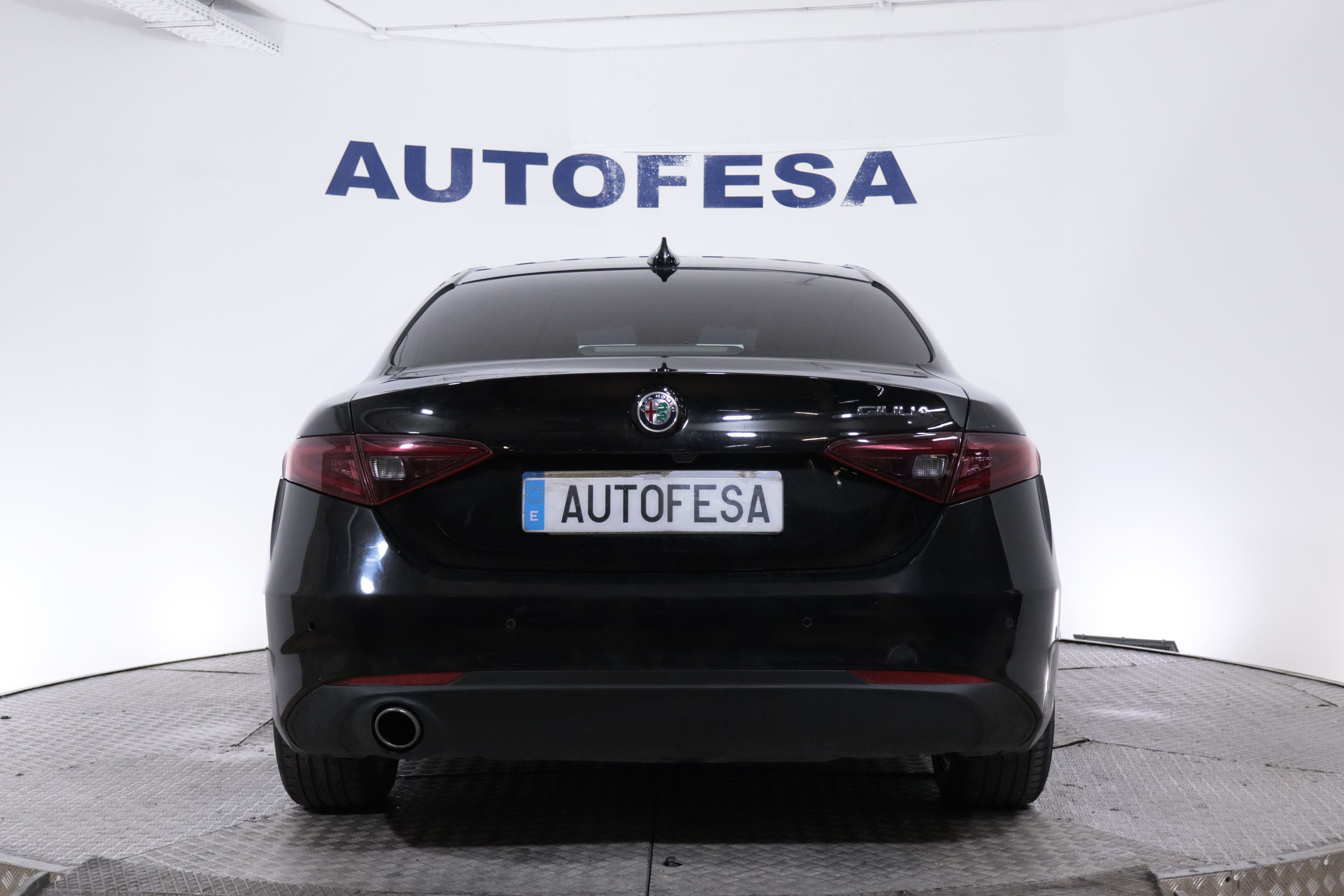 Alfa Romeo Giulia 2.2 DIESEL AUTO EXECUTIVE 150CV 4P #NAVY, PARKTRONIC,CAMARA TRASERA foto 7