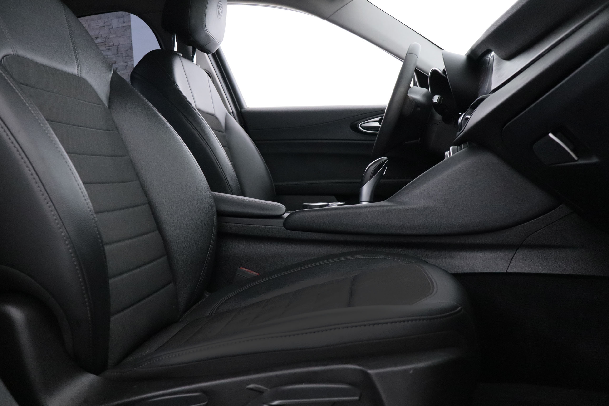 Alfa Romeo Giulia 2.2 DIESEL AUTO EXECUTIVE 150CV 4P #NAVY, PARKTRONIC,CAMARA TRASERA foto 21