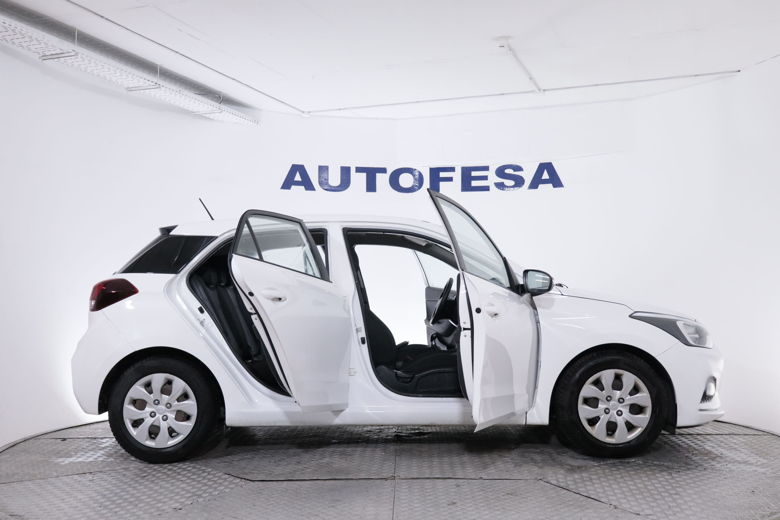 Hyundai I20 1.2 MPI KLASS 75CV 5P # CAMARA TRASERA,LIBRO REVISION foto 11