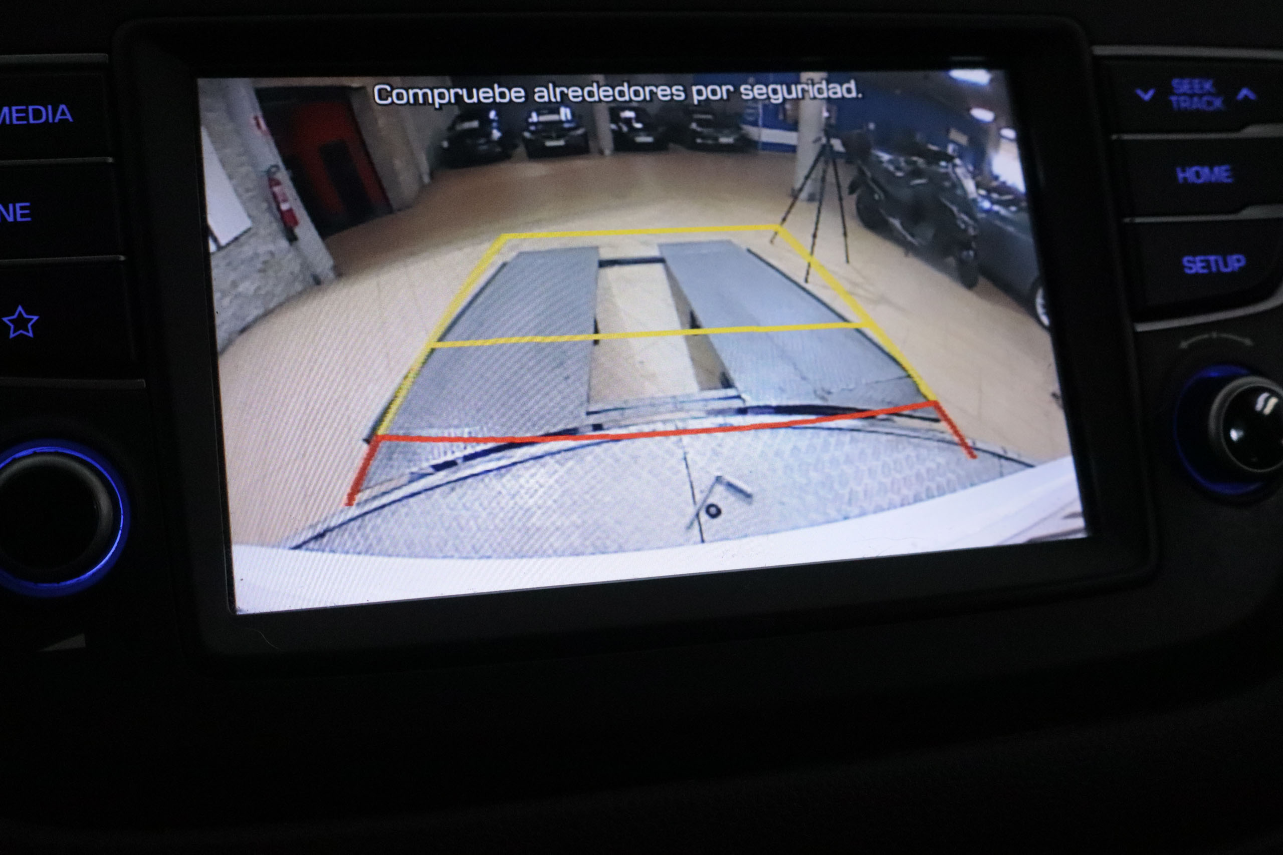 Hyundai I20 1.2 MPI KLASS 75CV 5P # CAMARA TRASERA,LIBRO REVISION foto 18