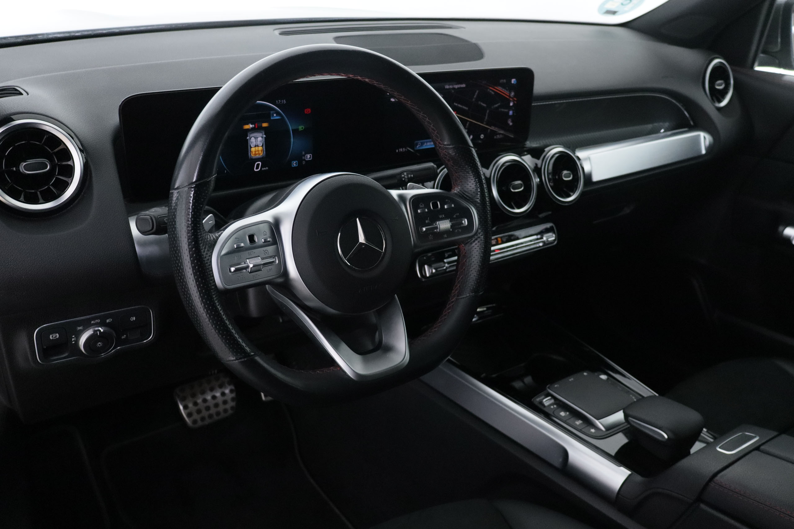 Mercedes-benz GLB 220 CLASE GLB 220D 4MATIC AUTO DCT AMG LINE 190CV 5P # IVA DEDUCIBLE,NAVY foto 14