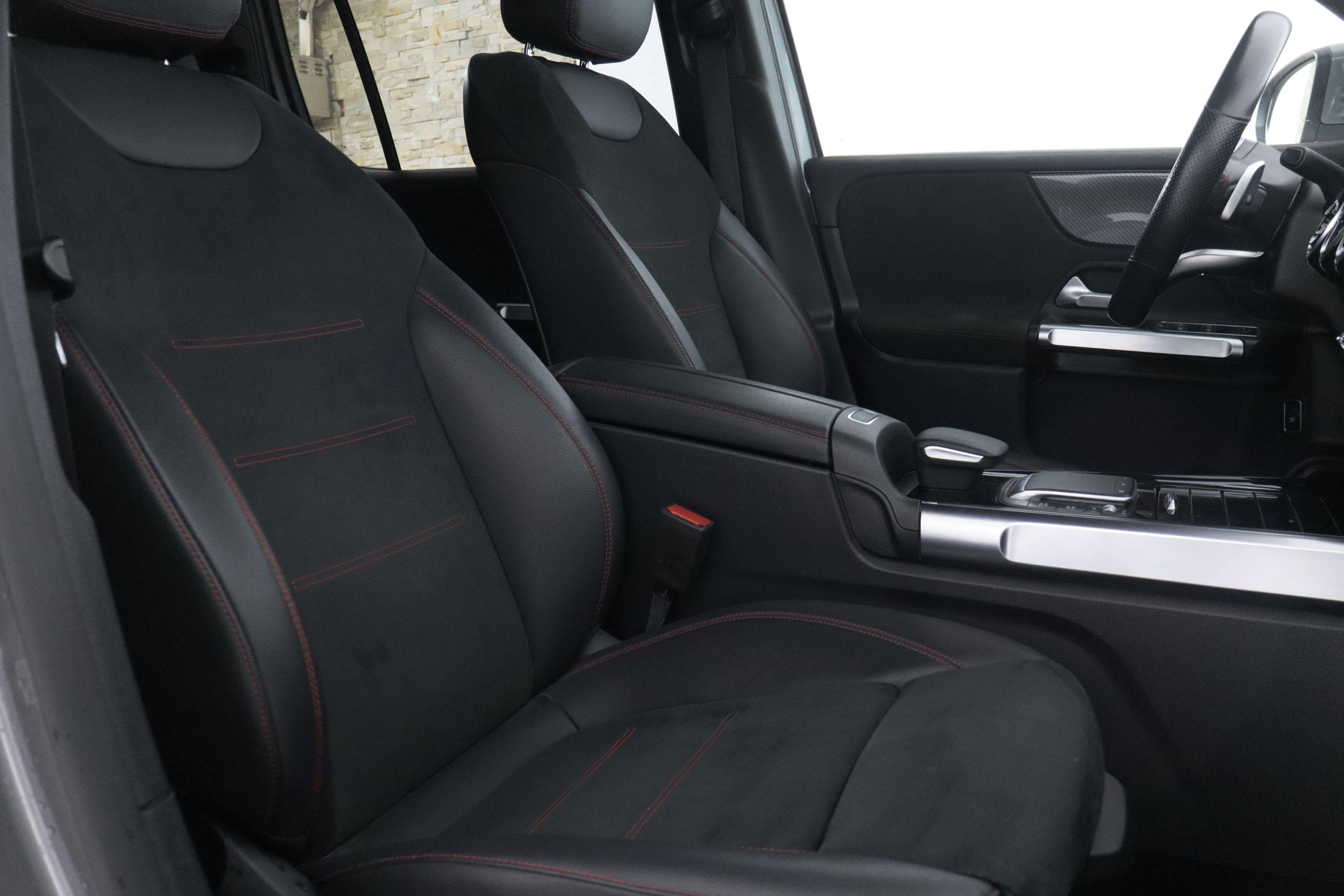 Mercedes-benz GLB 220 CLASE GLB 220D 4MATIC AUTO DCT AMG LINE 190CV 5P # IVA DEDUCIBLE,NAVY foto 24