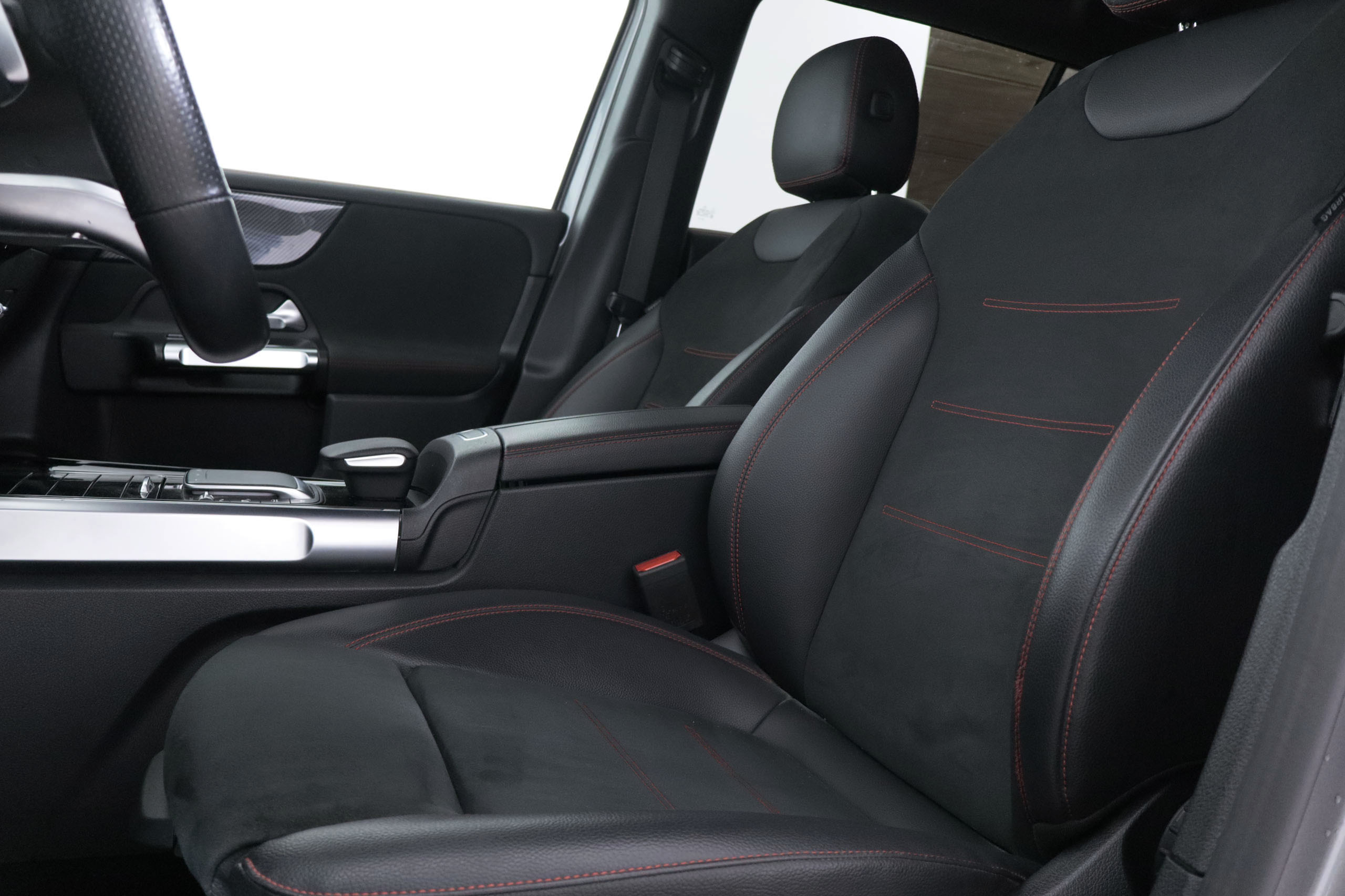 Mercedes-benz GLB 220 CLASE GLB 220D 4MATIC AUTO DCT AMG LINE 190CV 5P # IVA DEDUCIBLE,NAVY foto 23