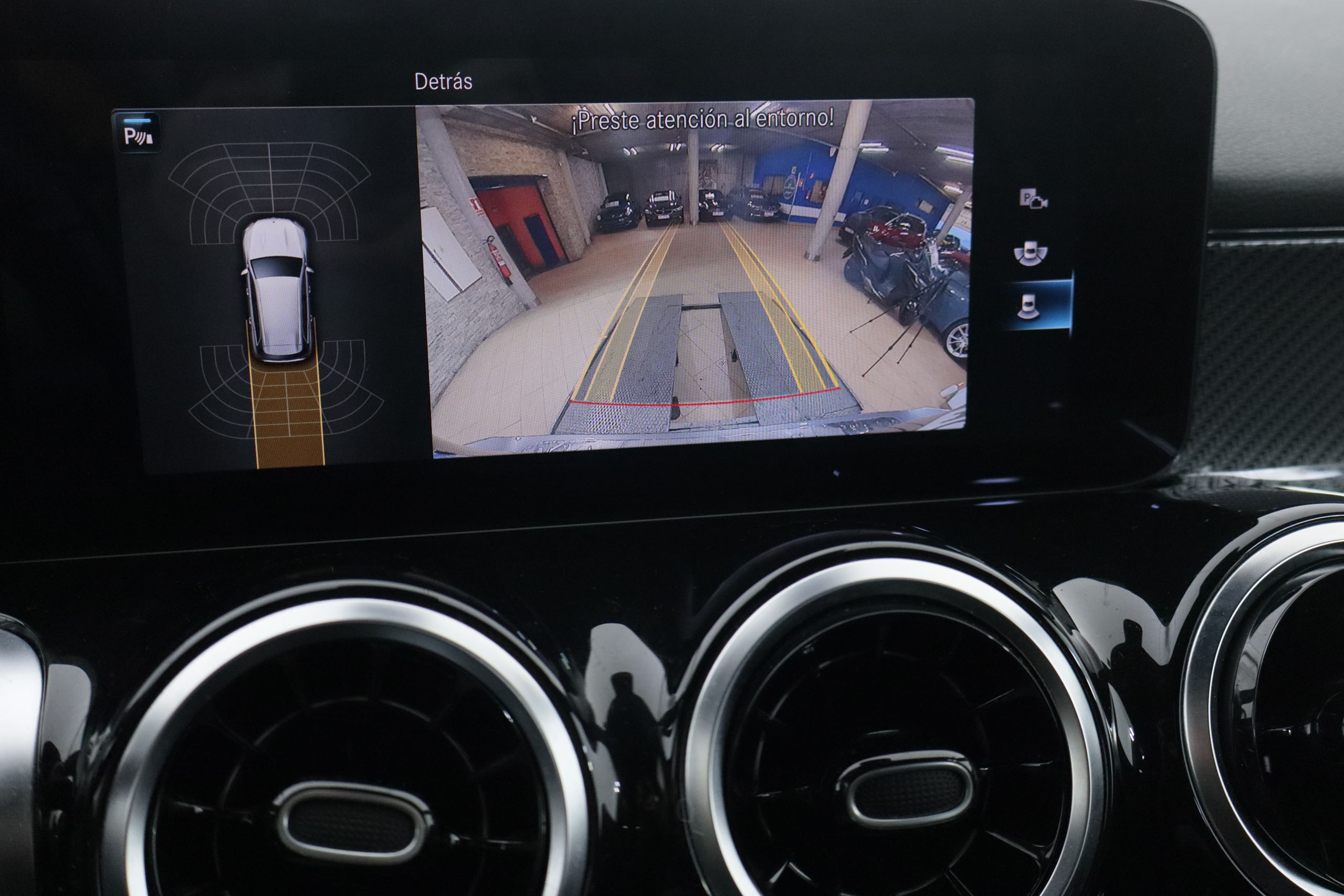 Mercedes-benz GLB 220 CLASE GLB 220D 4MATIC AUTO DCT AMG LINE 190CV 5P # IVA DEDUCIBLE,NAVY foto 21