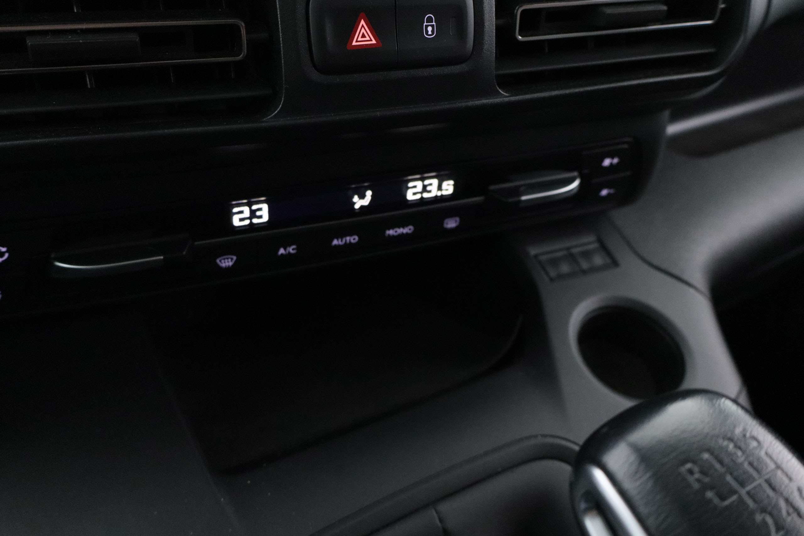 Citroen Berlingo TALLA XL 1.5 BLUEHDI XTR SHINE 7 PLAZAS 130CV 5P # NAVY,PARKTRONIC foto 23