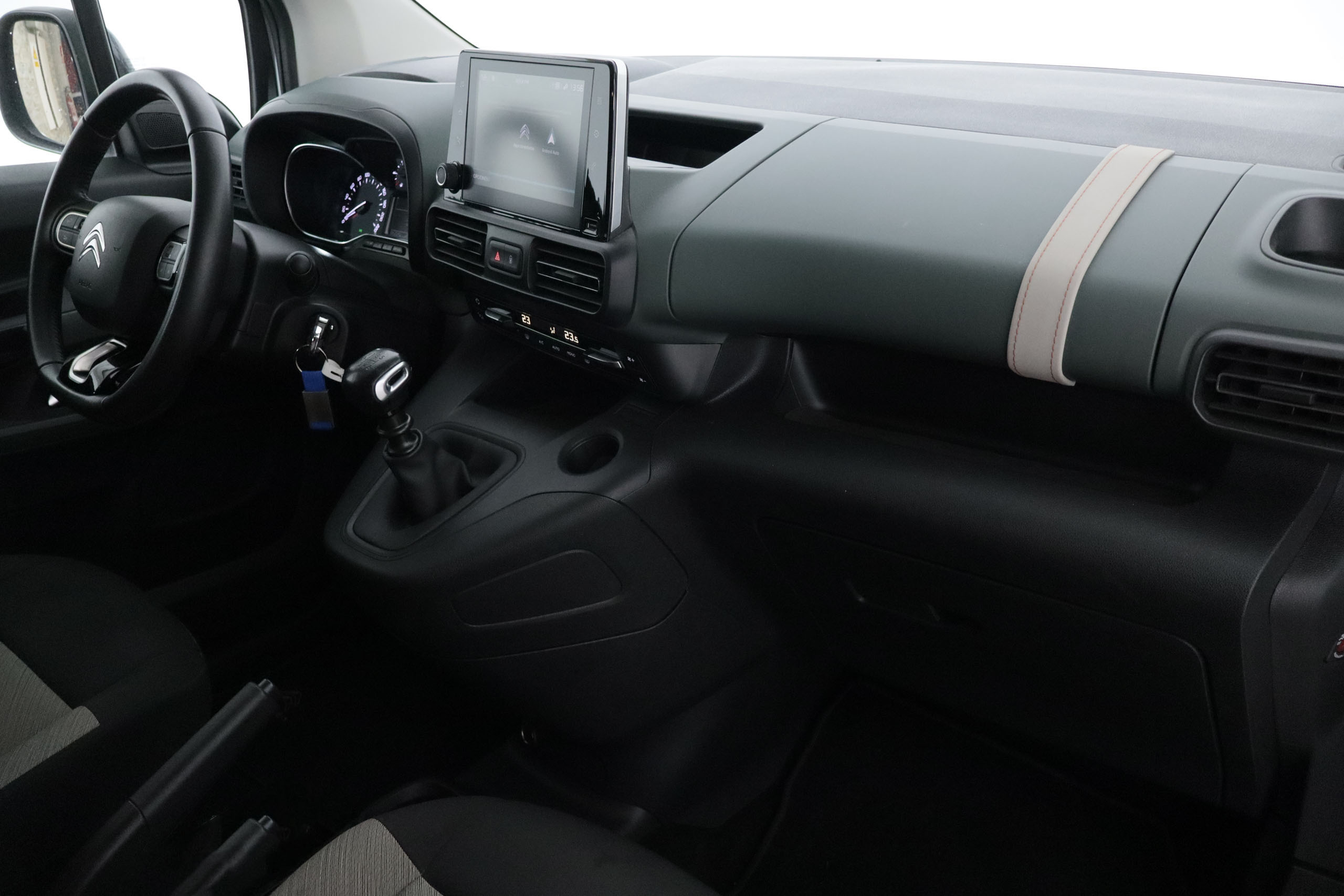 Citroen Berlingo TALLA XL 1.5 BLUEHDI XTR SHINE 7 PLAZAS 130CV 5P # NAVY,PARKTRONIC foto 15