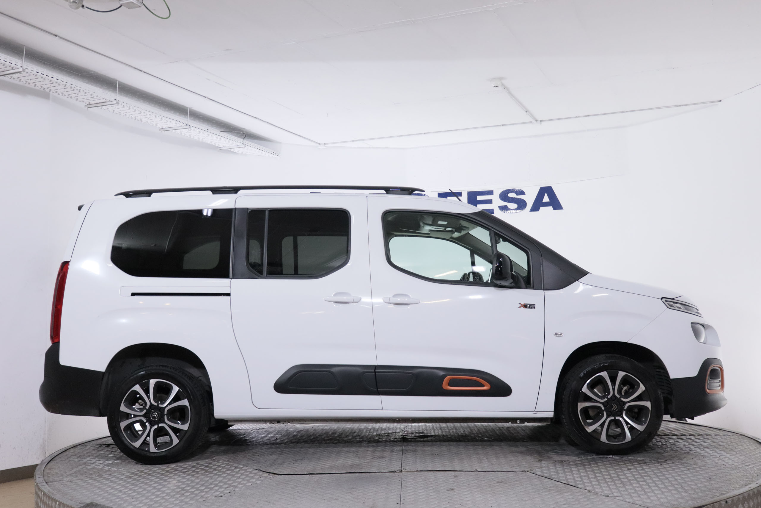 Citroen Berlingo TALLA XL 1.5 BLUEHDI XTR SHINE 7 PLAZAS 130CV 5P # NAVY,PARKTRONIC foto 10