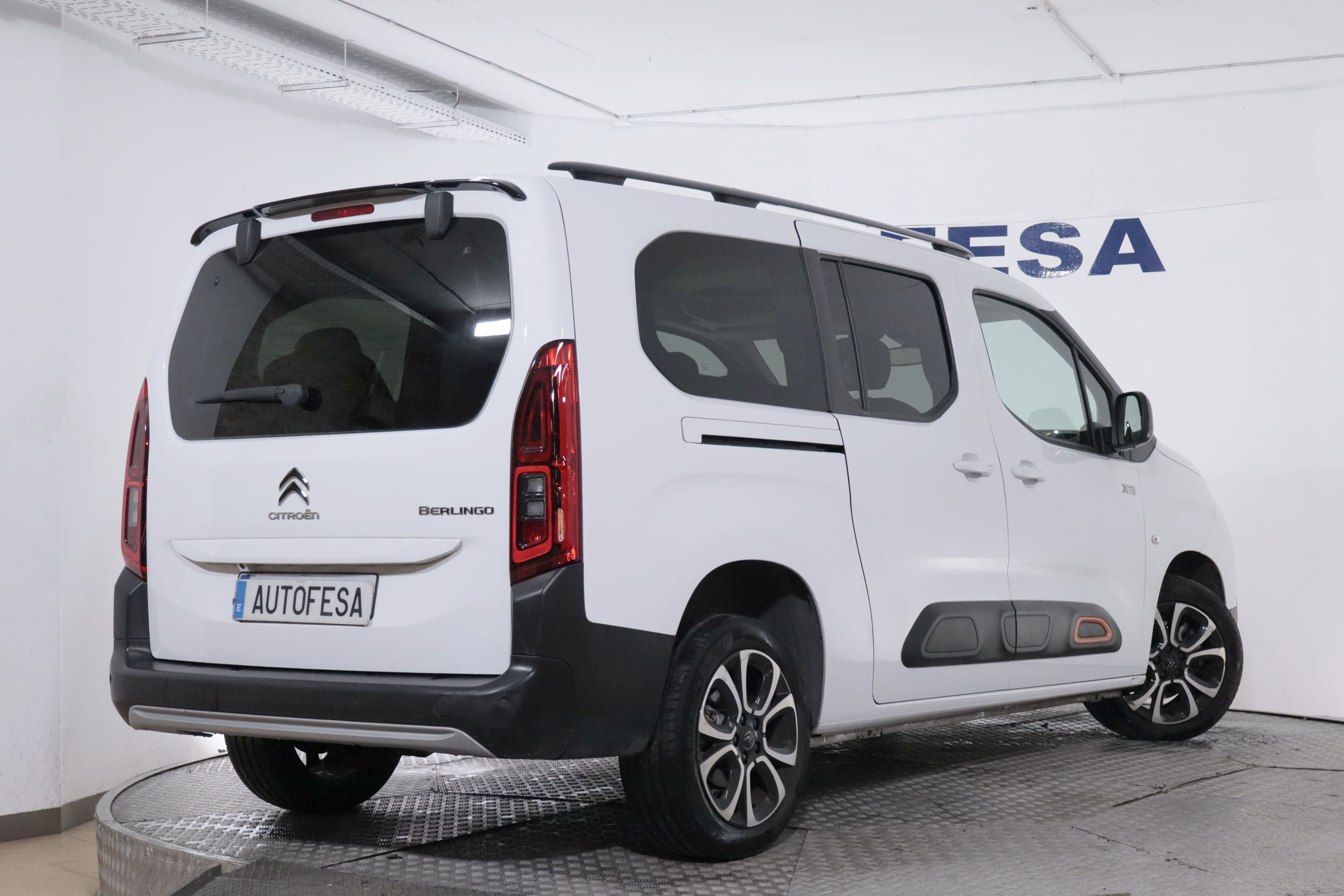 Citroen Berlingo TALLA XL 1.5 BLUEHDI XTR SHINE 7 PLAZAS 130CV 5P # NAVY,PARKTRONIC foto 6