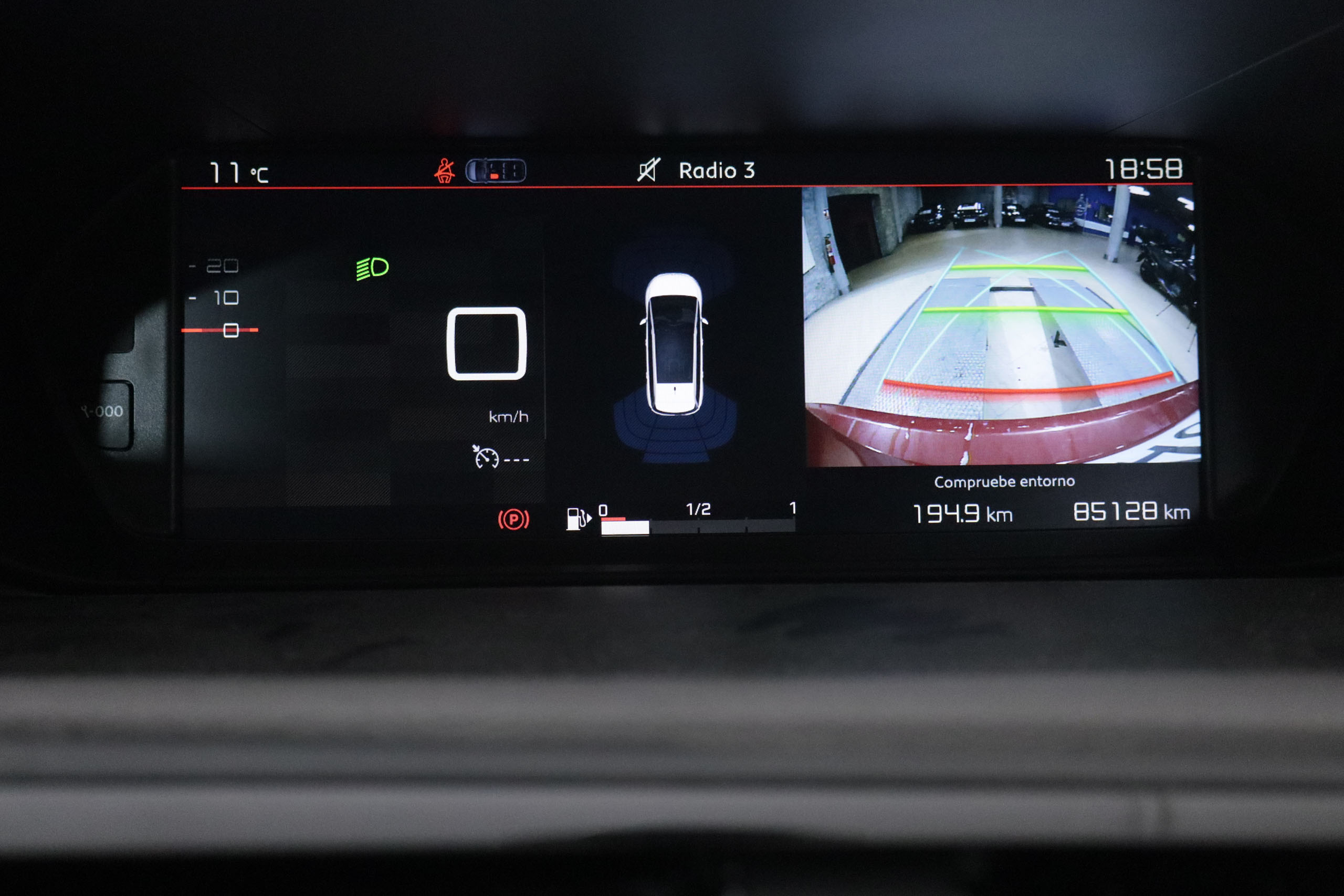 Citroen C4 Grand Picasso 1.2 PURETECH FEEL 130CV 7 PLAZAS 5P # NAVY,PARKTRONIC foto 19