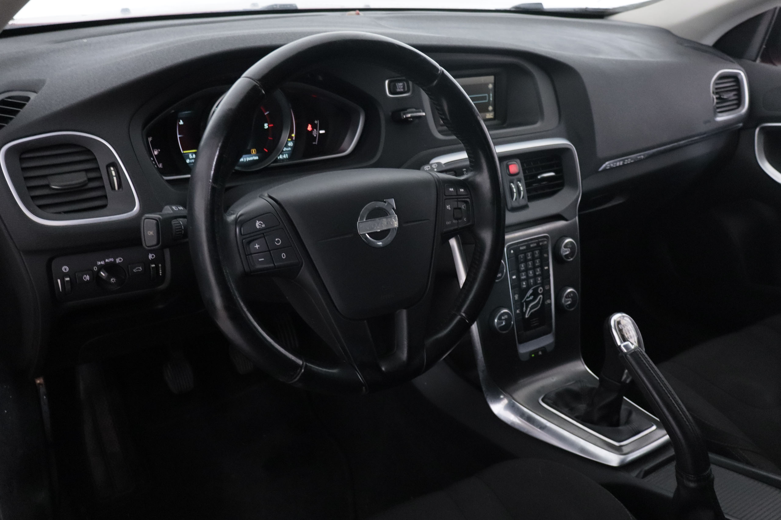 Volvo V40 CROSS COUNTRY 1.6 D2 KINETIC 114CV 5P foto 14