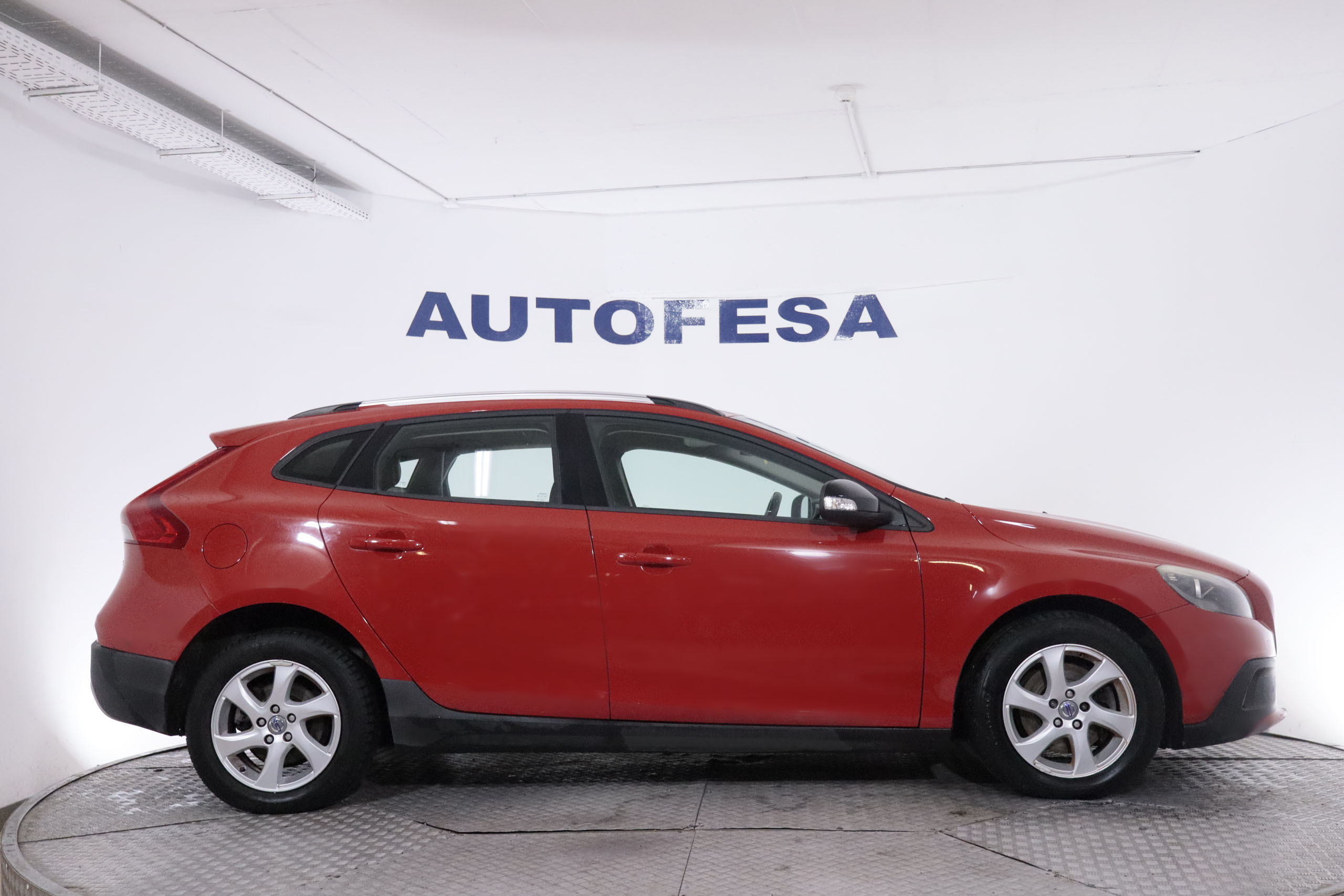 Volvo V40 CROSS COUNTRY 1.6 D2 KINETIC 114CV 5P foto 10