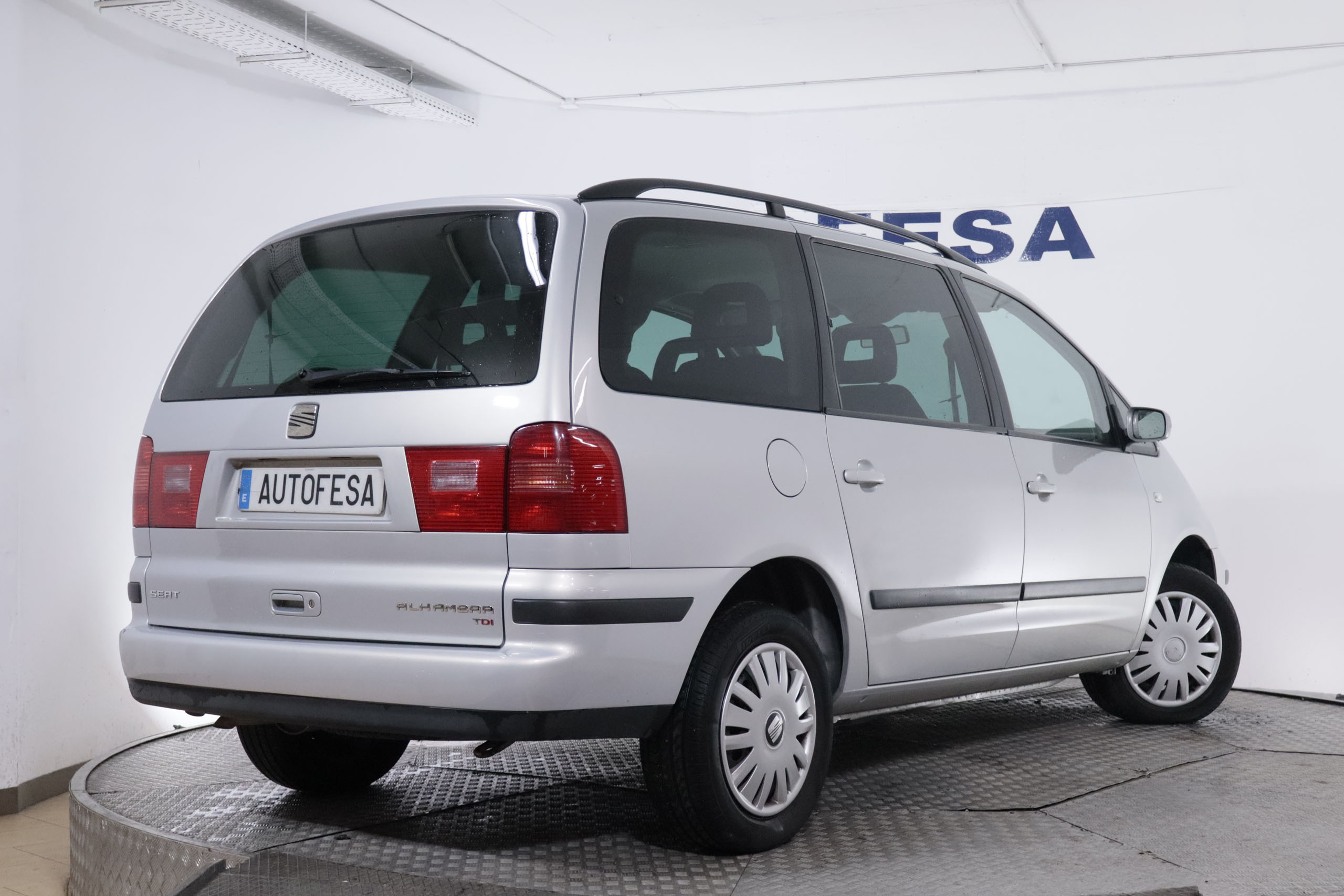 Seat Alhambra 1.9 TDI 115CV 6 PLAZAS 5P foto 9