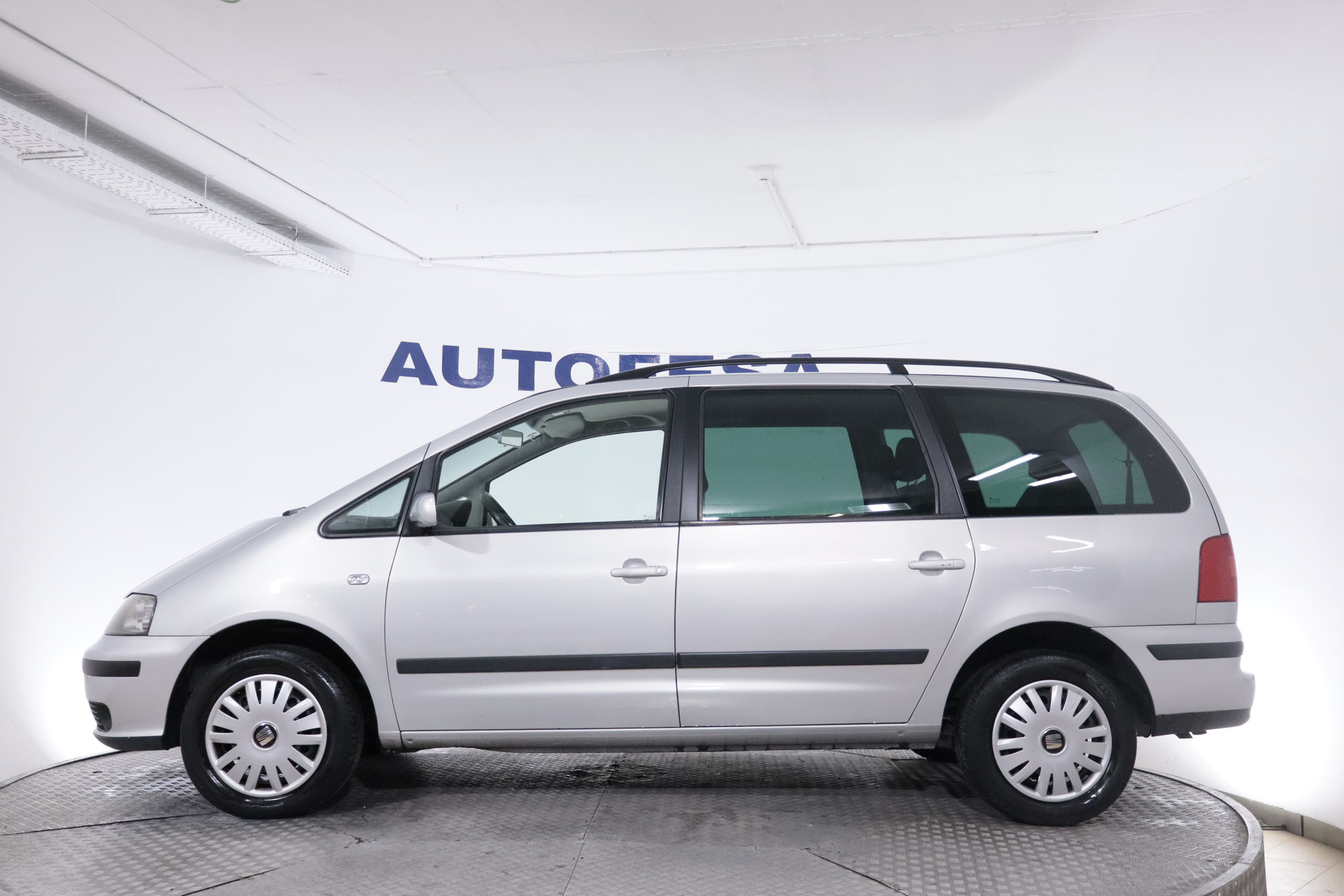 Seat Alhambra 1.9 TDI 115CV 6 PLAZAS 5P foto 5