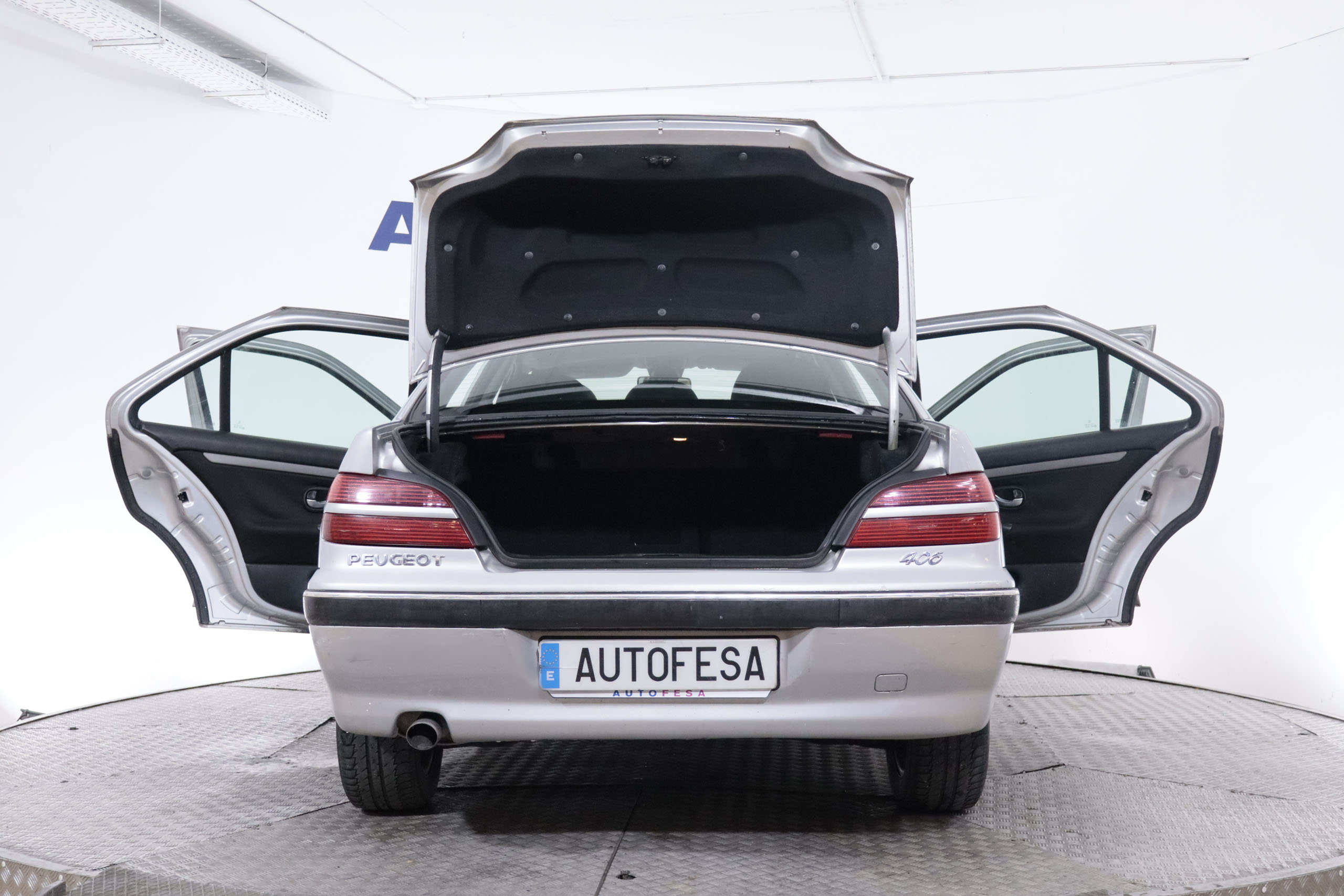 Peugeot 406 2.0HDI 110CV 5P foto 13